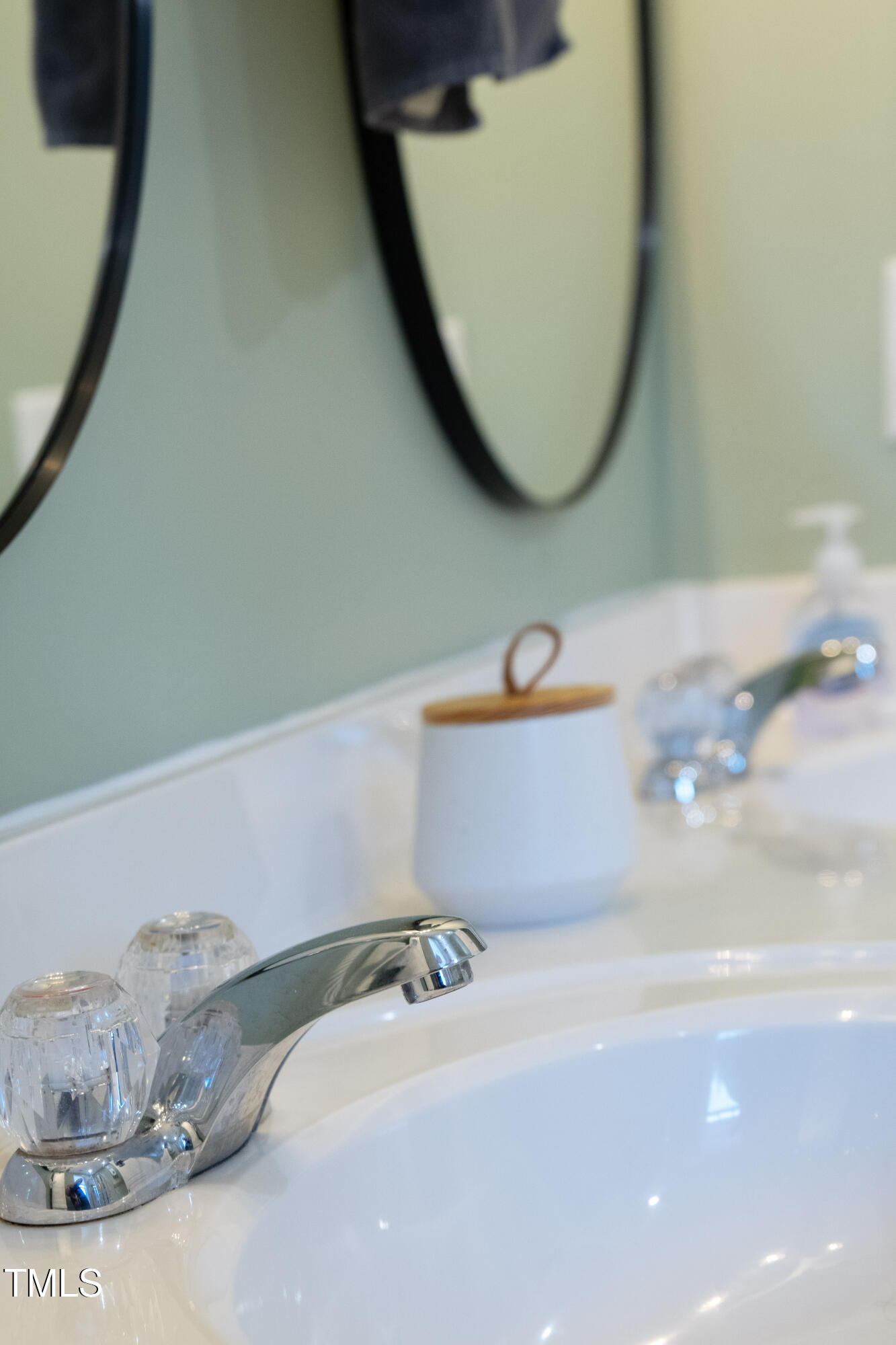 5927 Cameo Glass Way