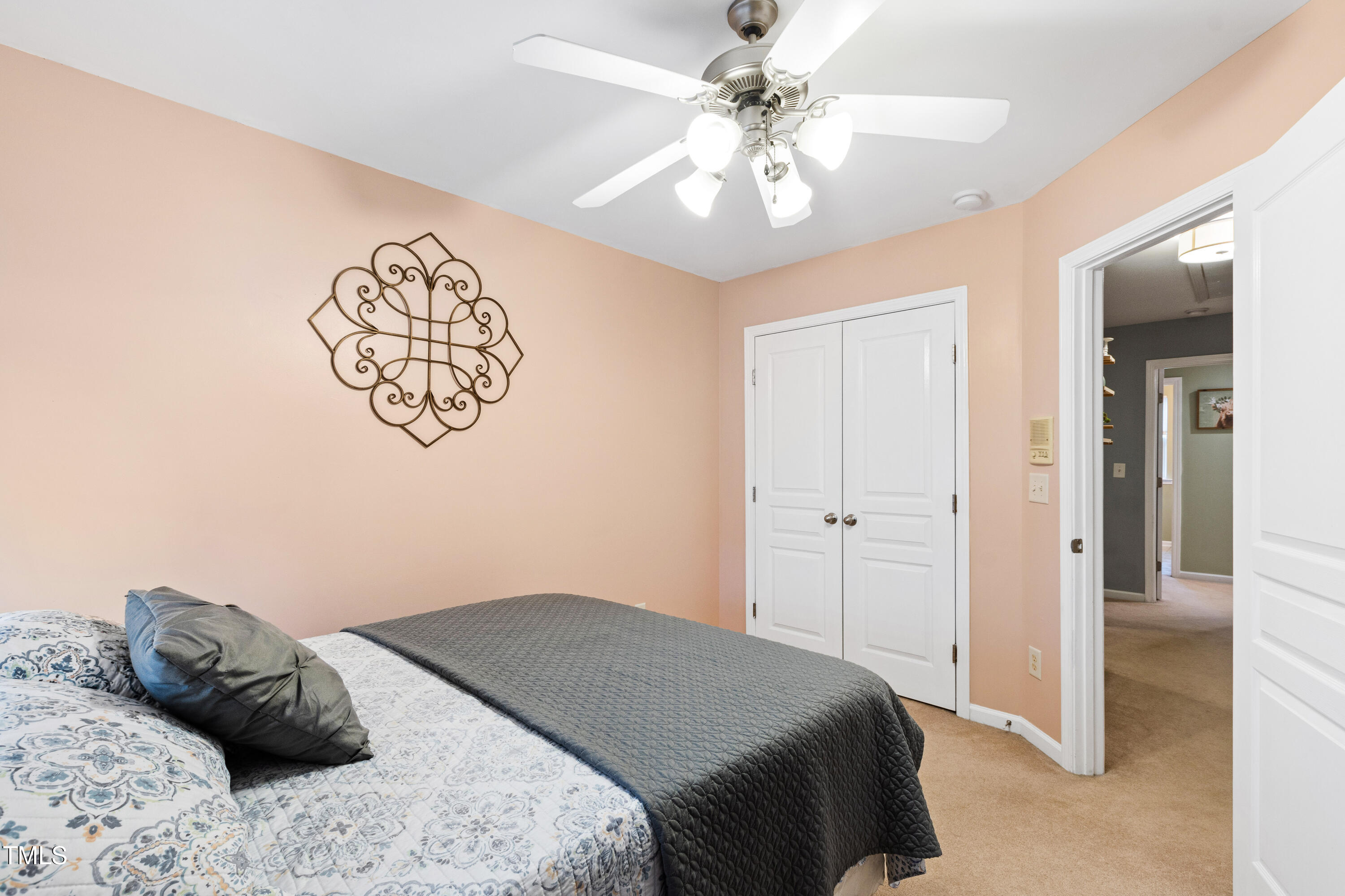 5927 Cameo Glass Way