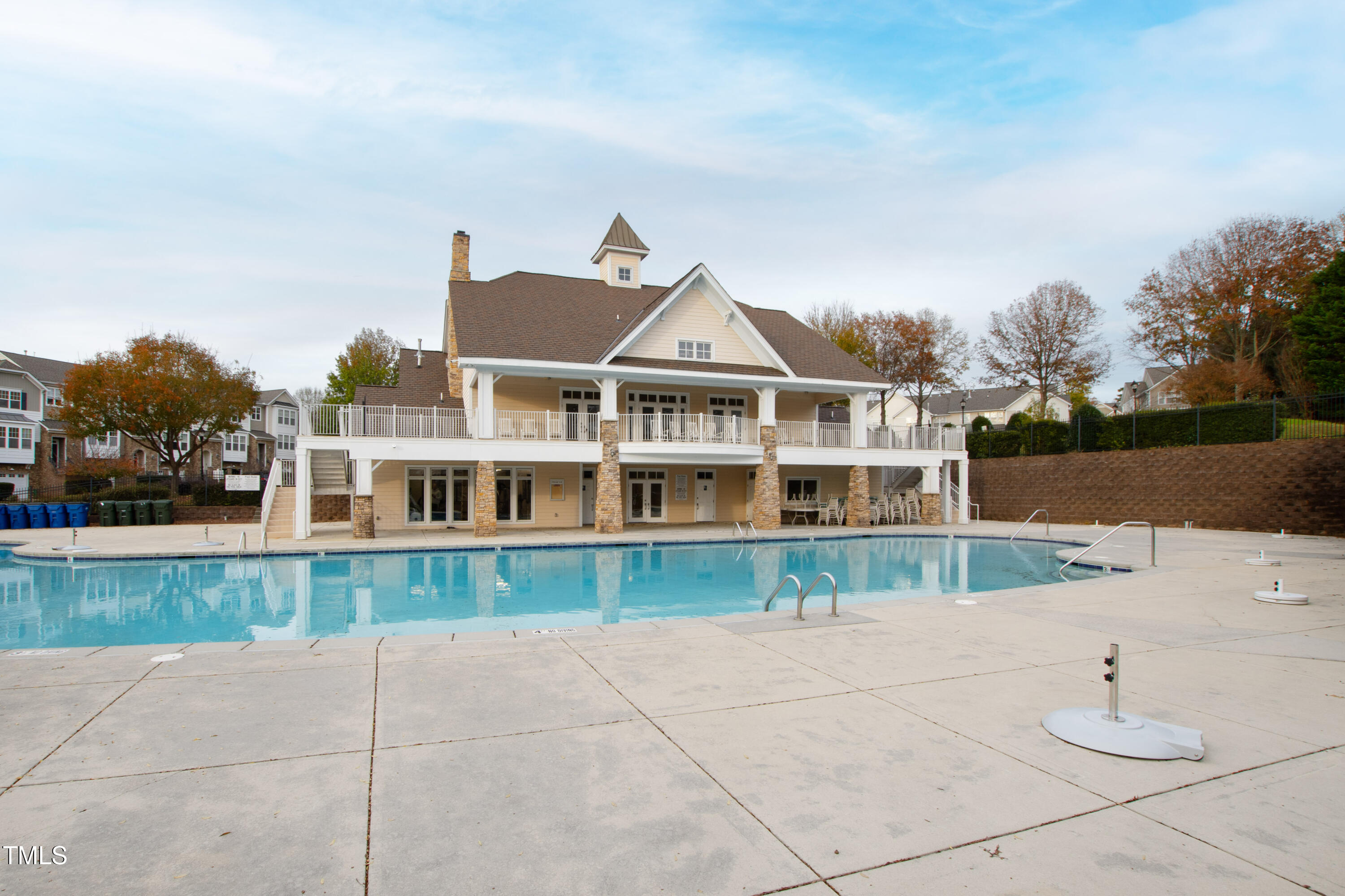 5927 Cameo Glass Way