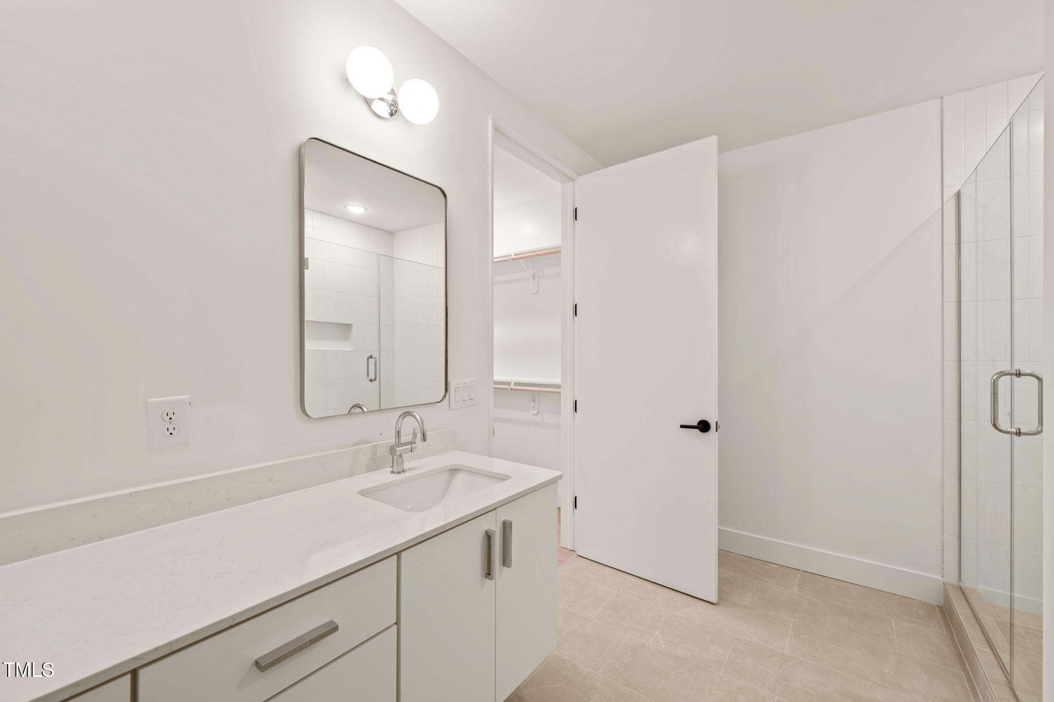29 Enterprise Street # 203