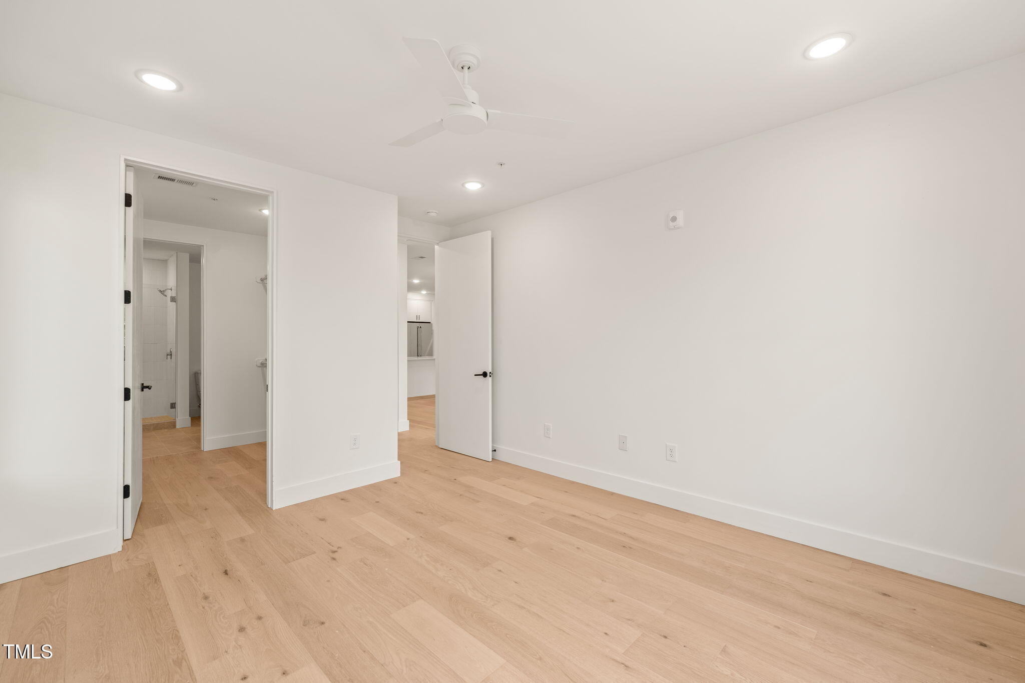 29 Enterprise Street # 203