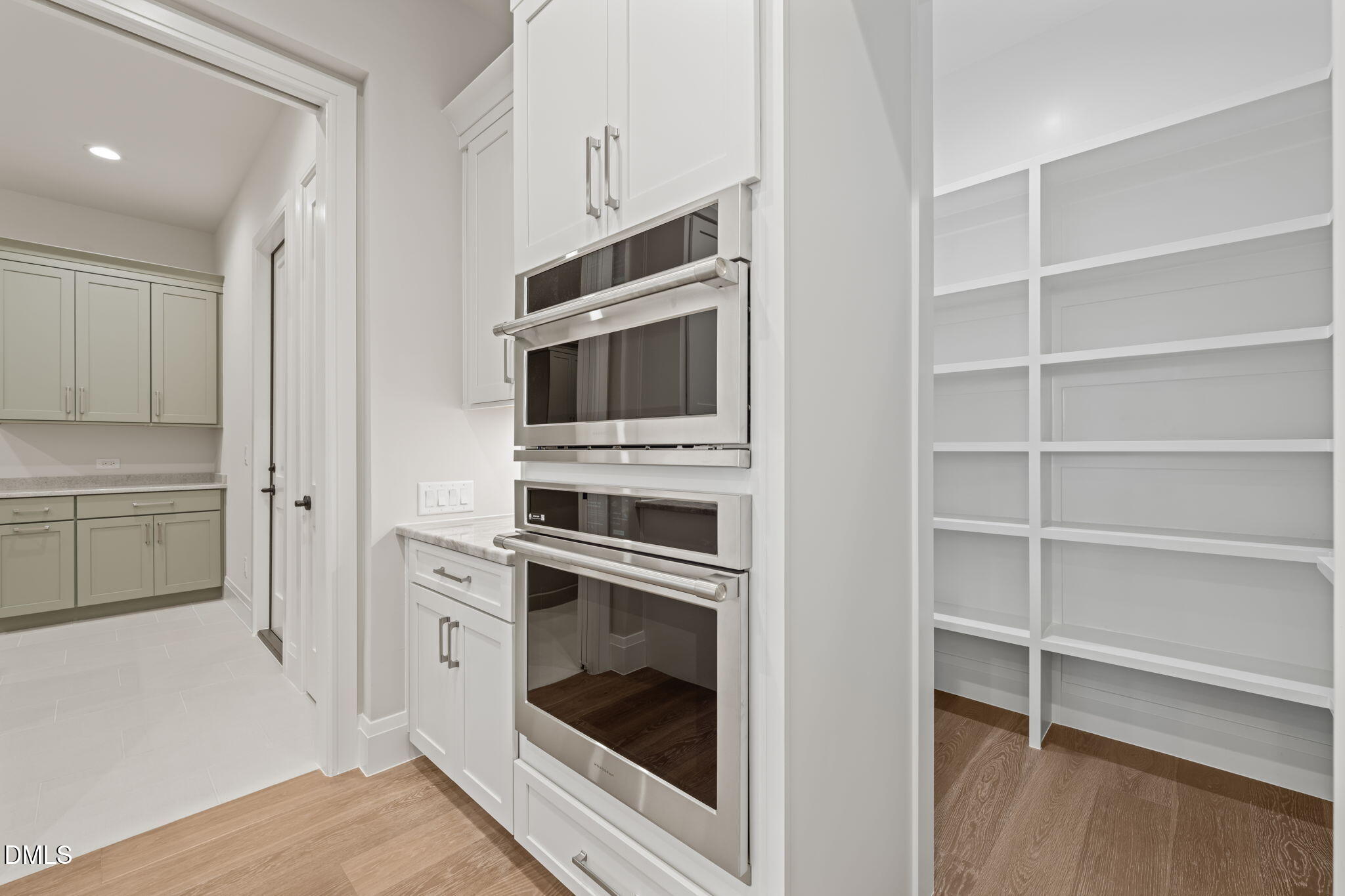 9125 Overlook Crest Drive