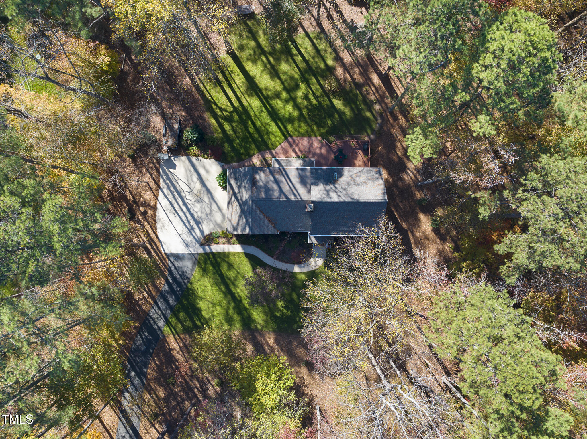 8009 Hollander Place