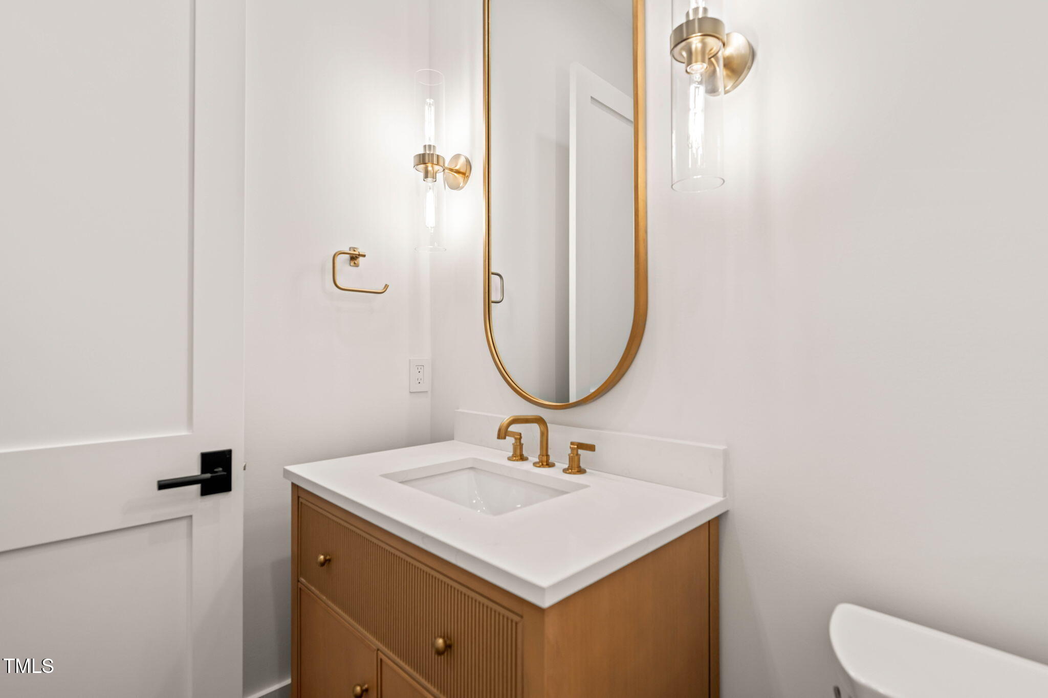 1608 Legacy Ridge Lane