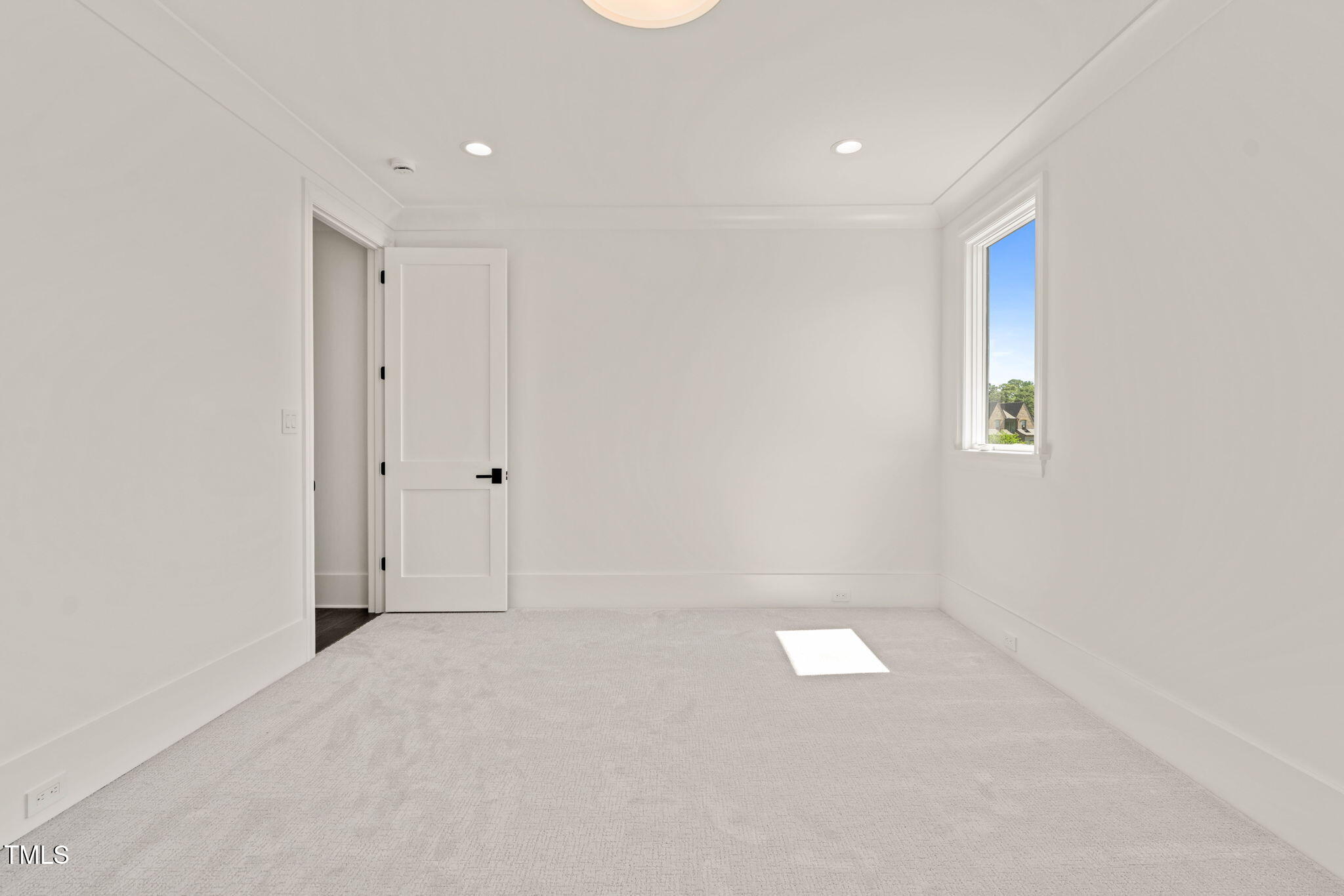 1608 Legacy Ridge Lane