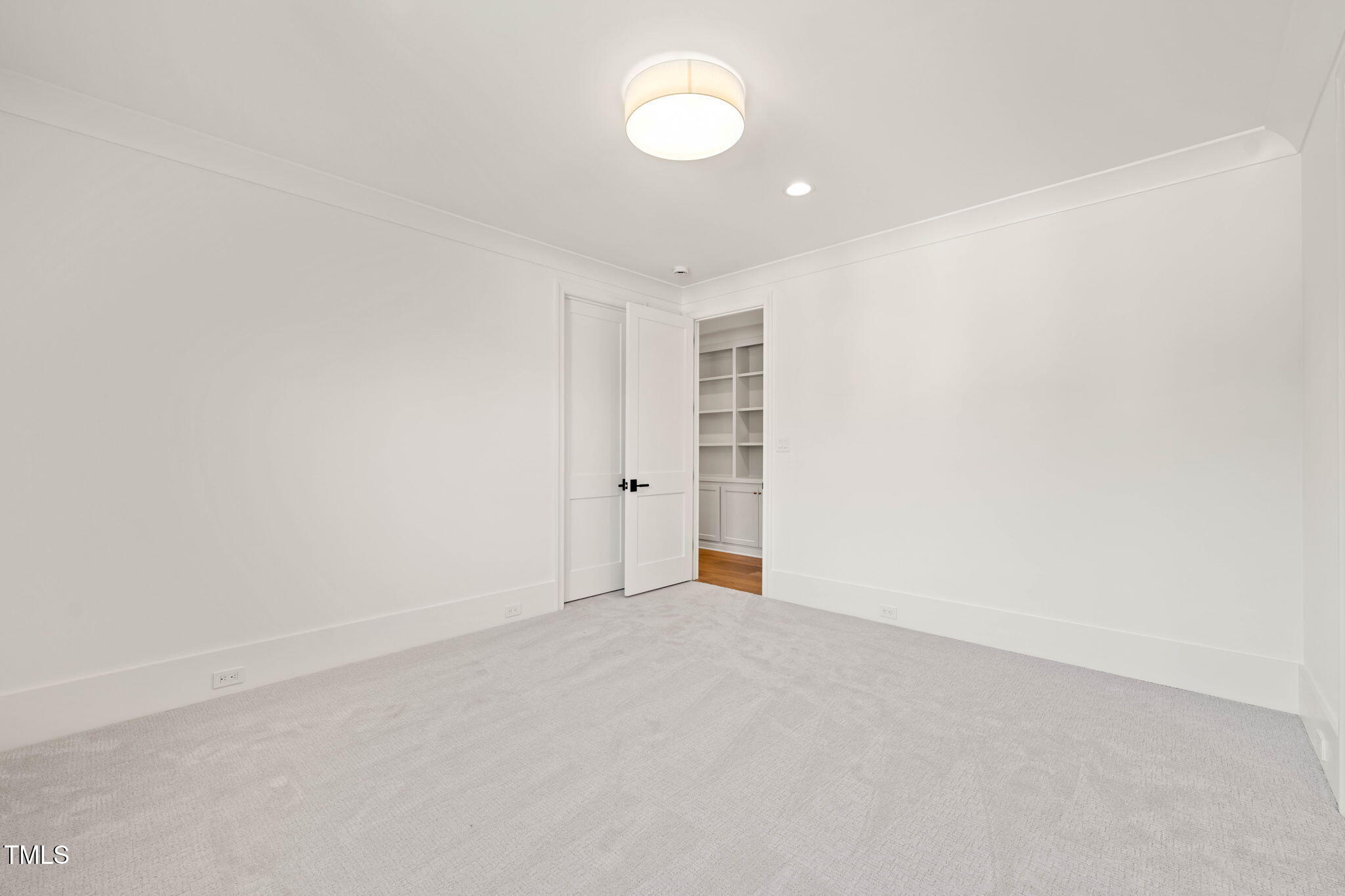 1608 Legacy Ridge Lane