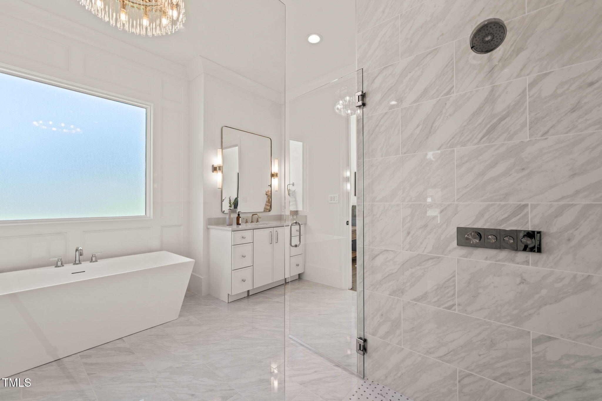 1608 Legacy Ridge Lane