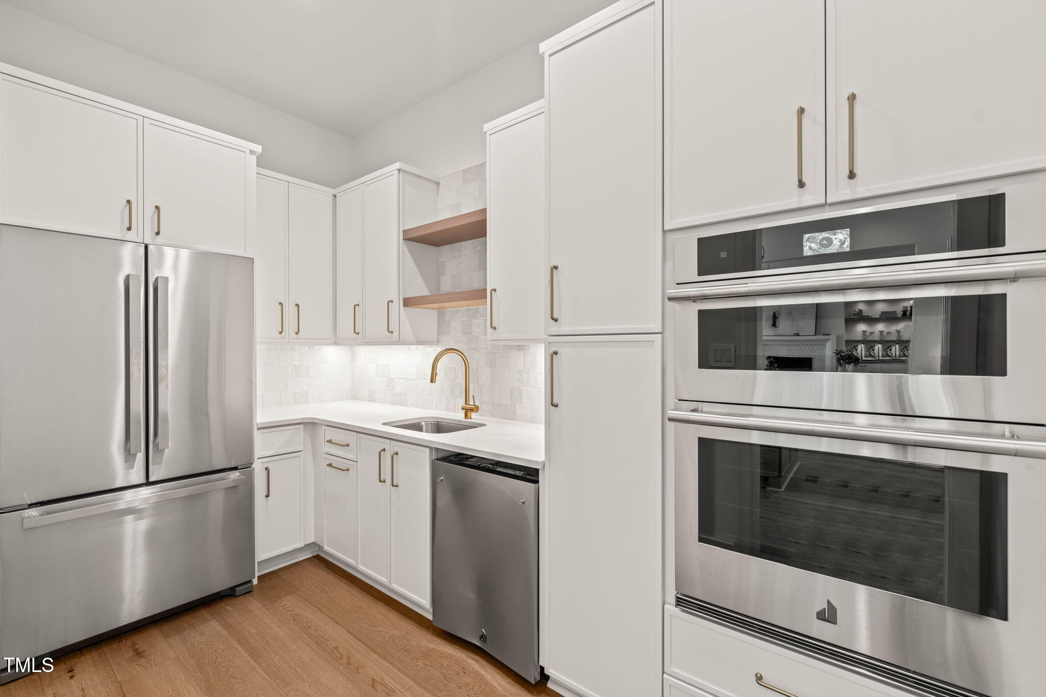 1608 Legacy Ridge Lane