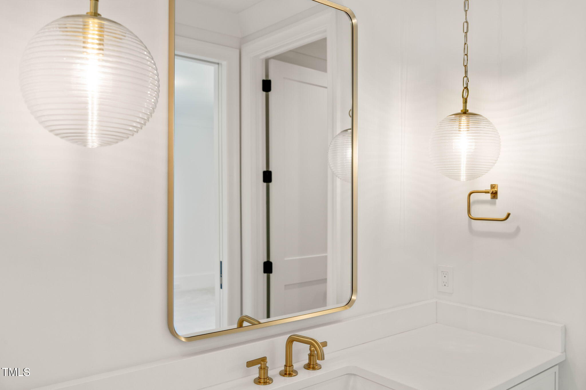 1608 Legacy Ridge Lane