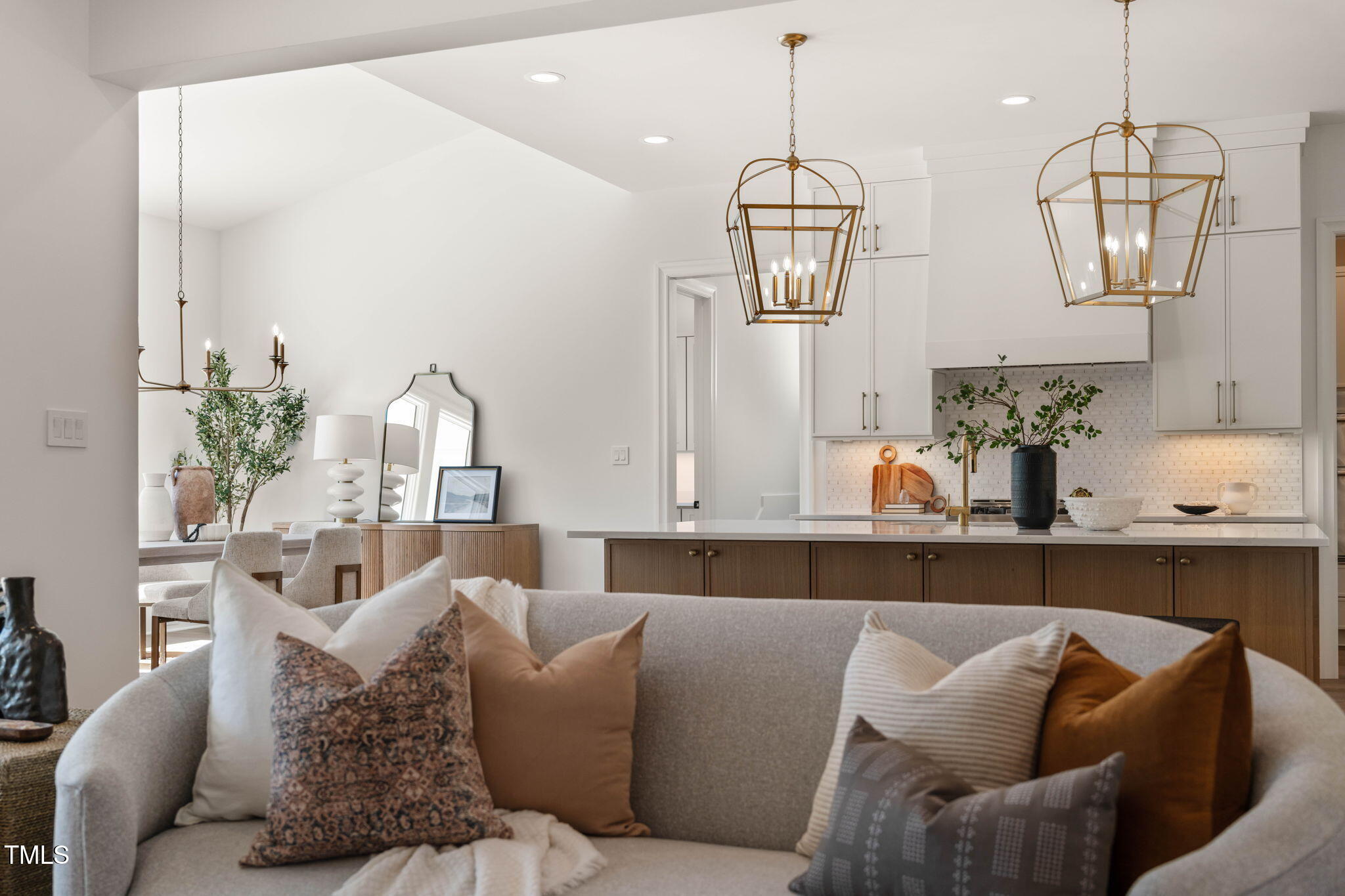 1608 Legacy Ridge Lane