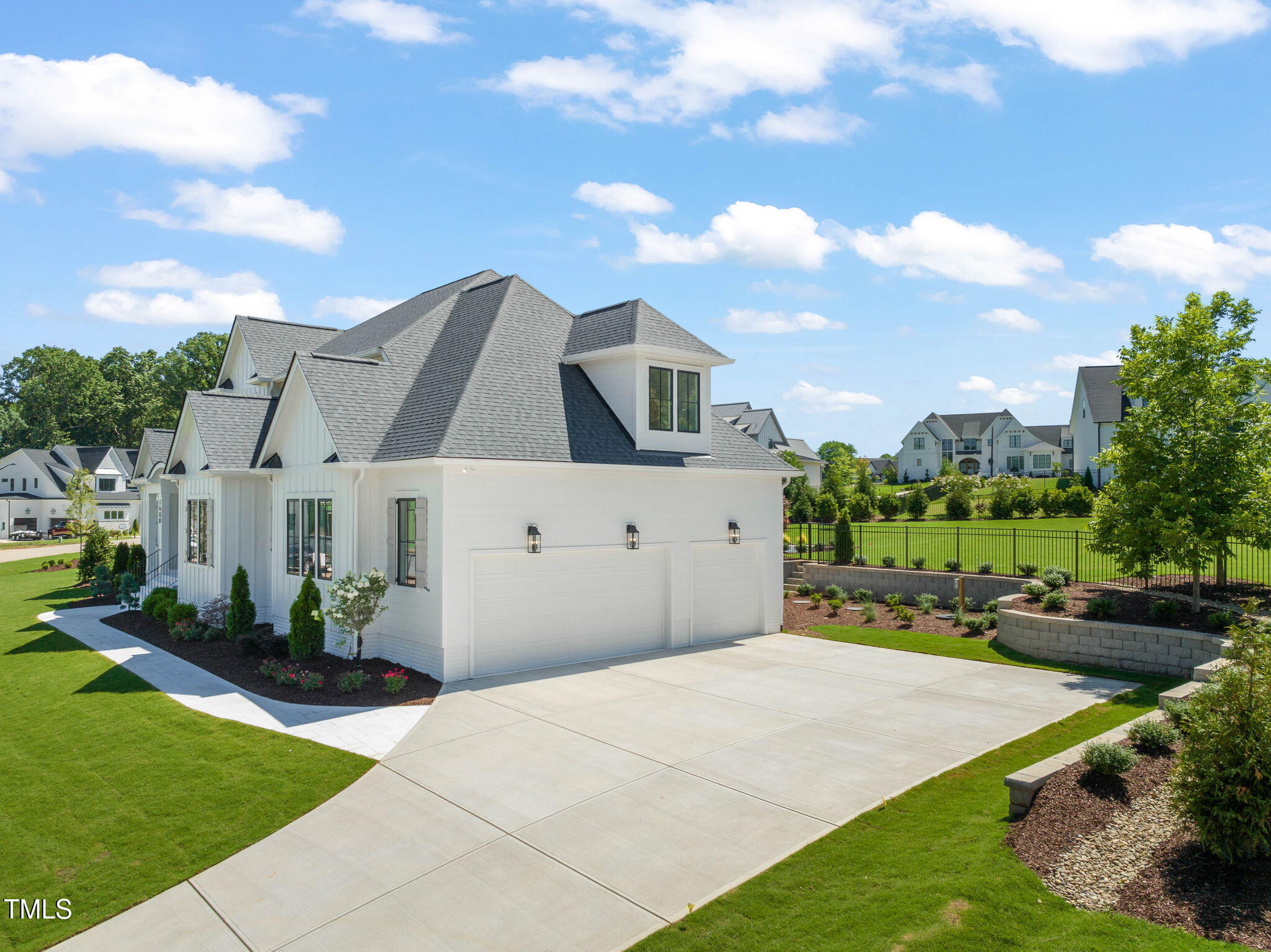 1608 Legacy Ridge Lane