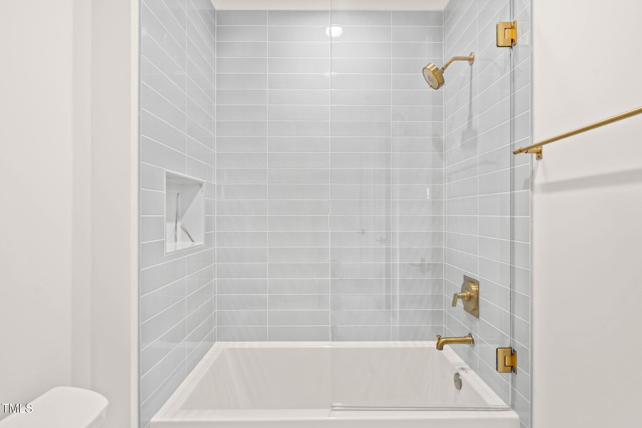 1608 Legacy Ridge Lane