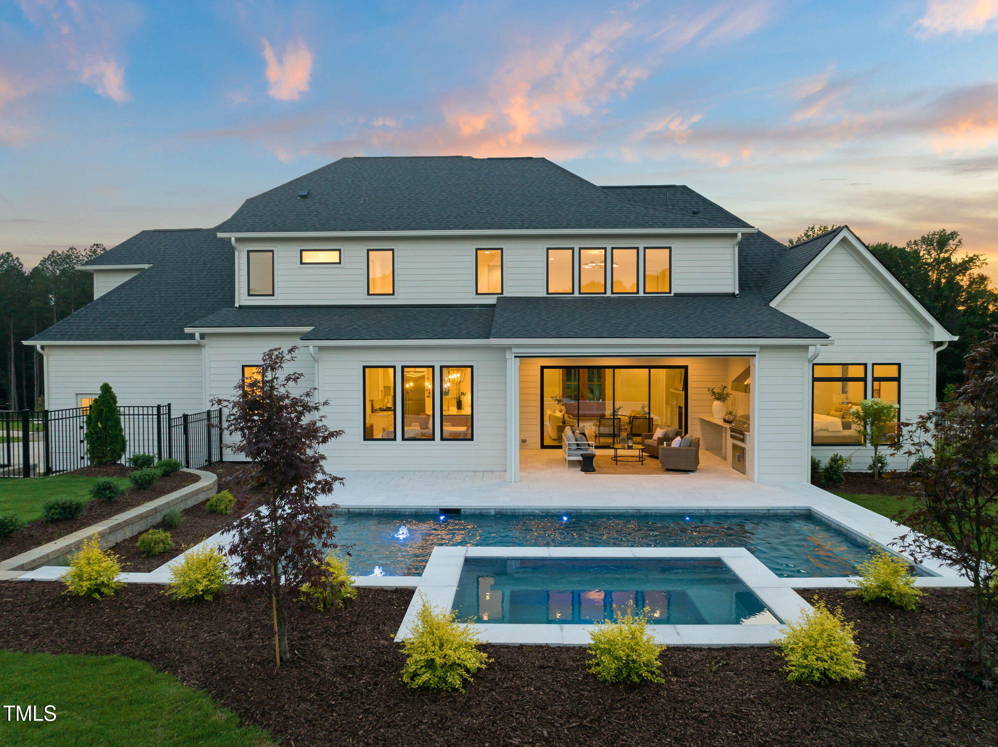 1608 Legacy Ridge Lane