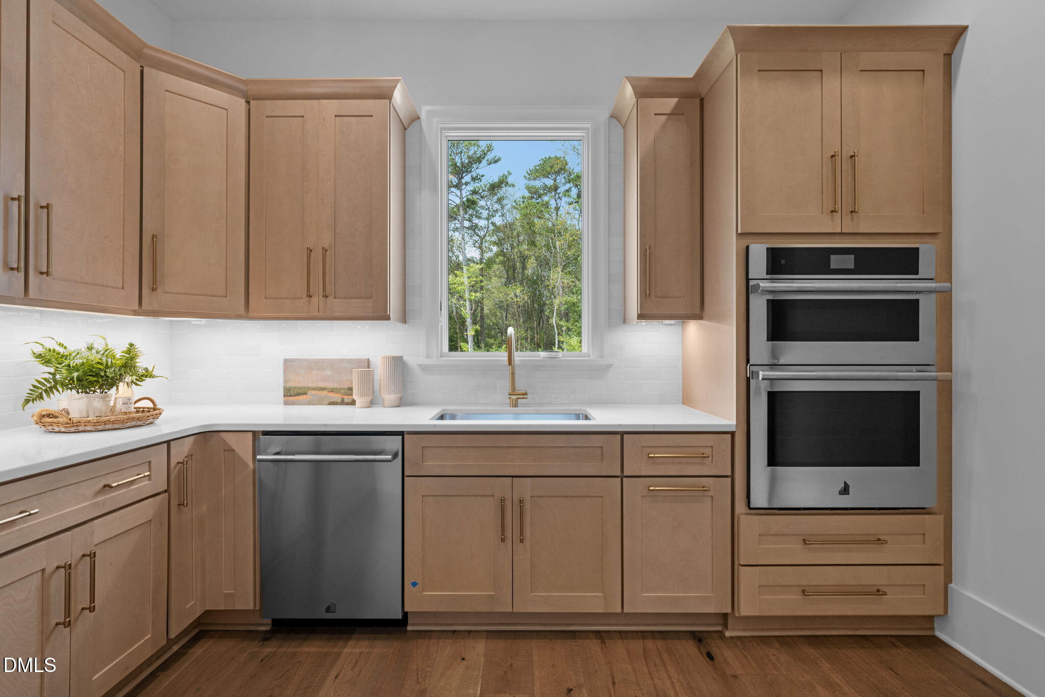 1609 Legacy Ridge Lane