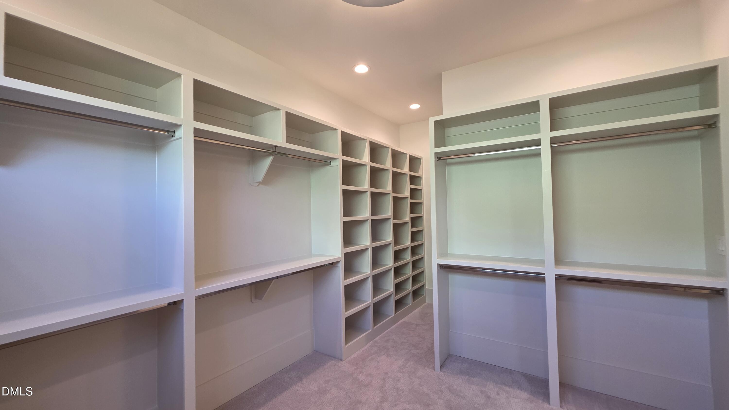 1609 Legacy Ridge Lane