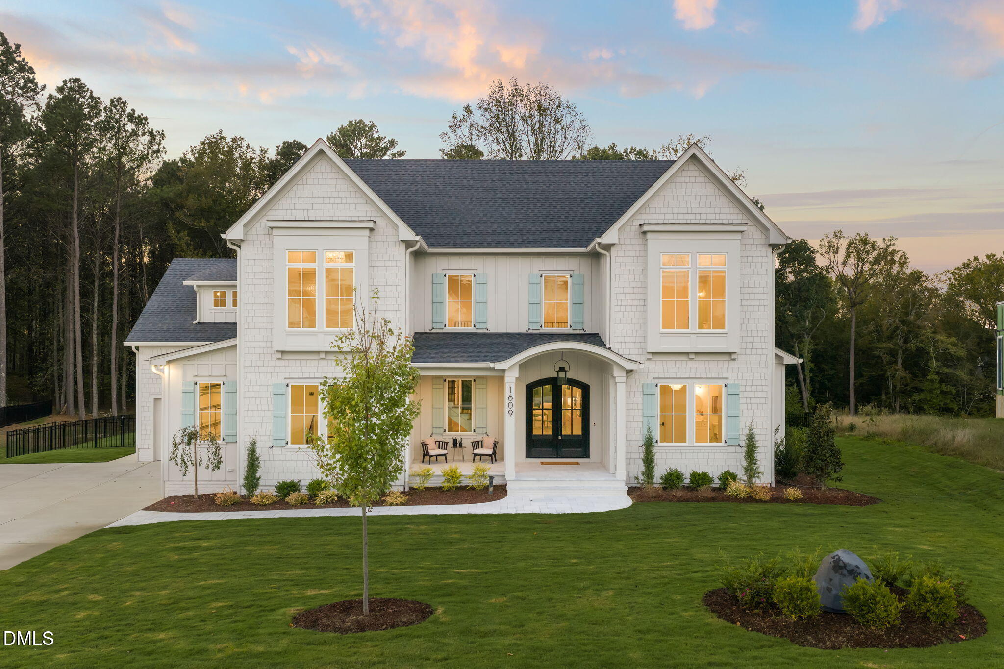 1609 Legacy Ridge Lane