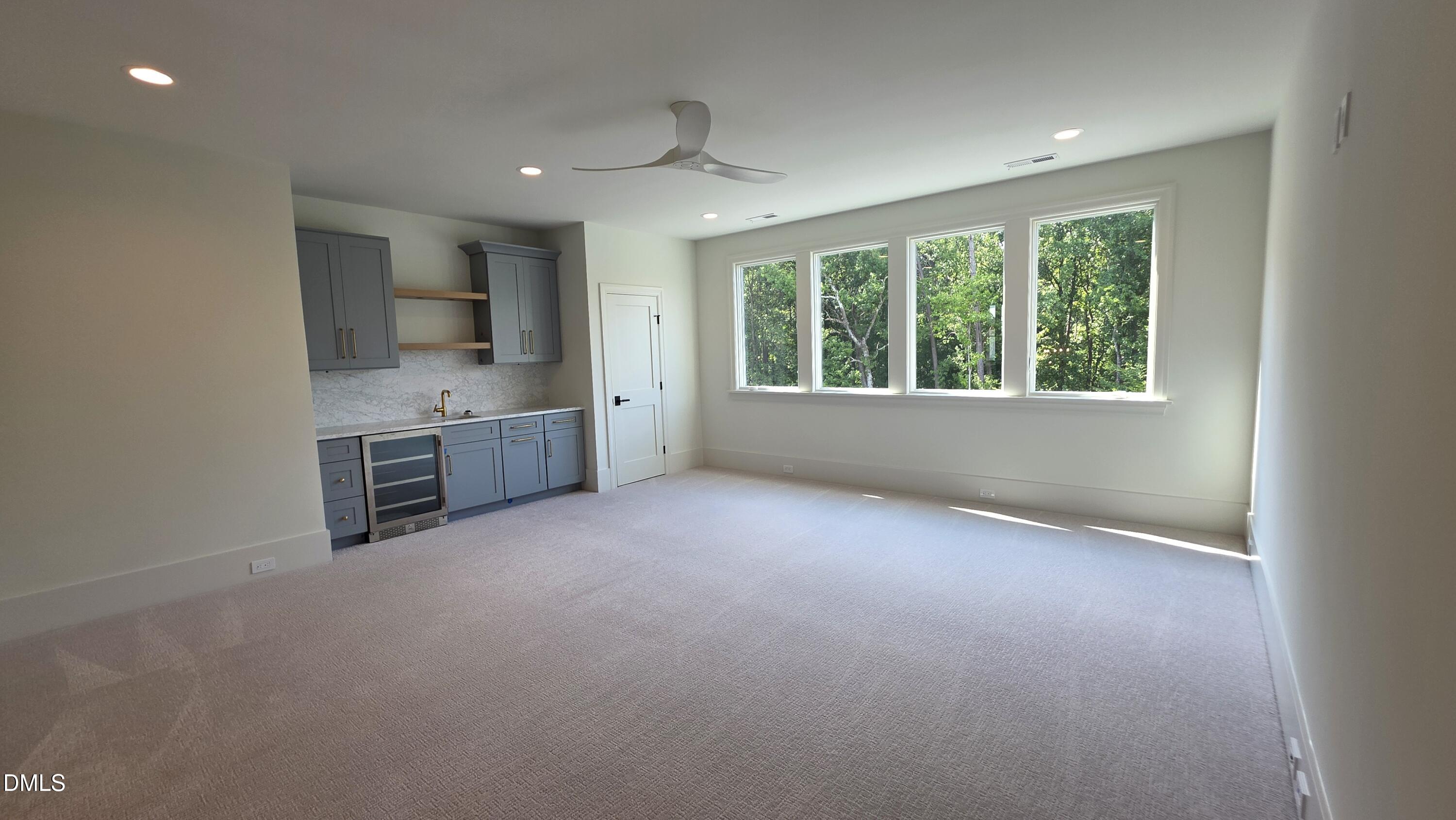 1609 Legacy Ridge Lane