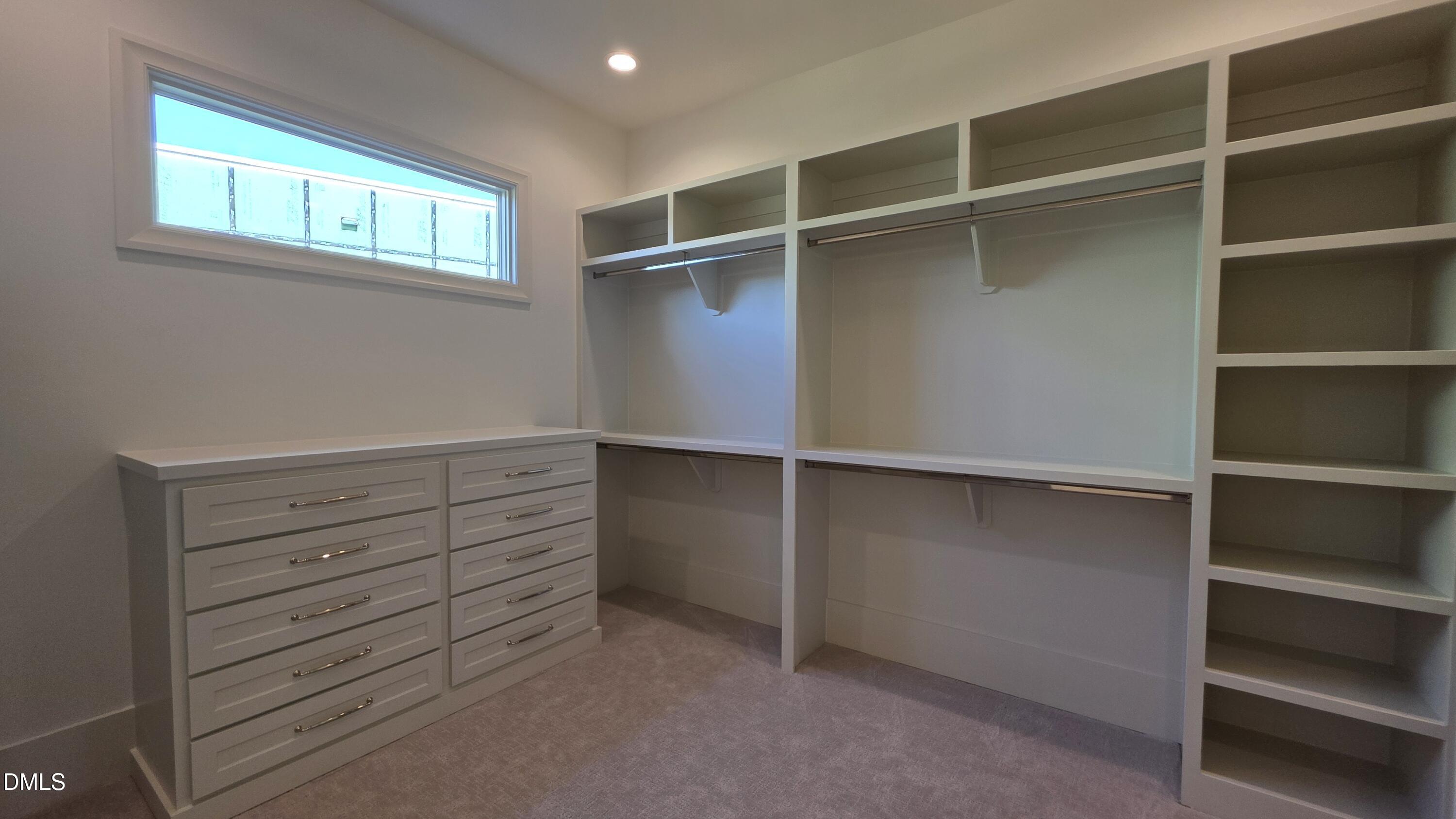 1609 Legacy Ridge Lane
