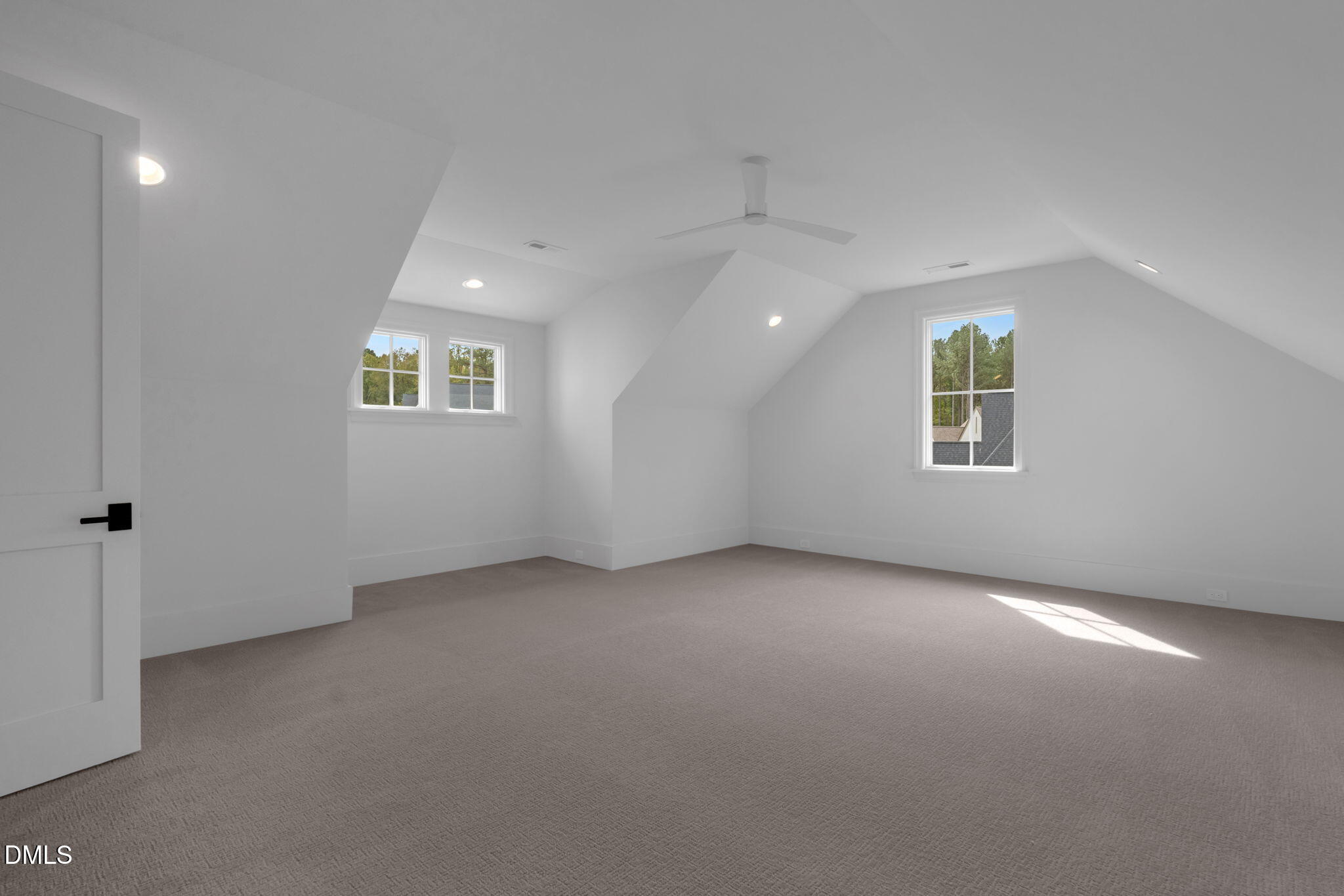 1609 Legacy Ridge Lane