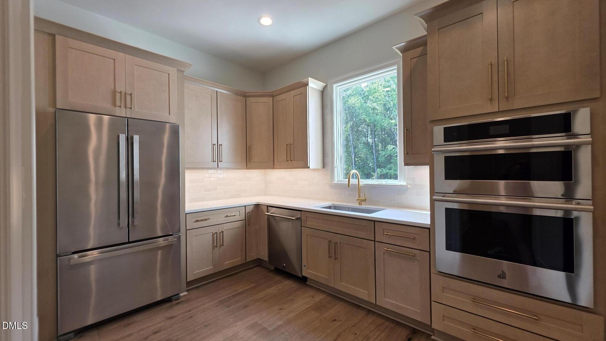 1609 Legacy Ridge Lane