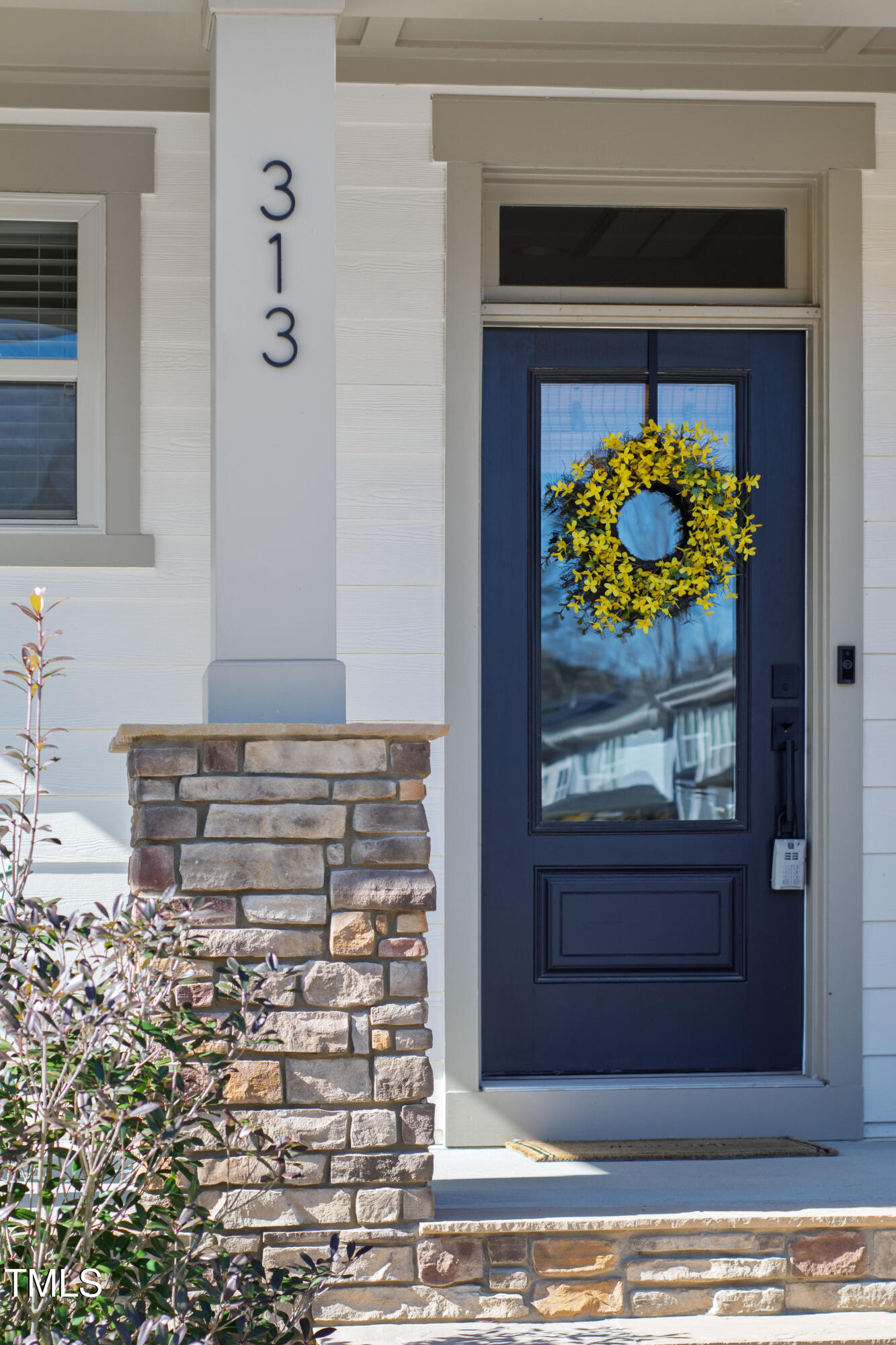313 Crossland Drive