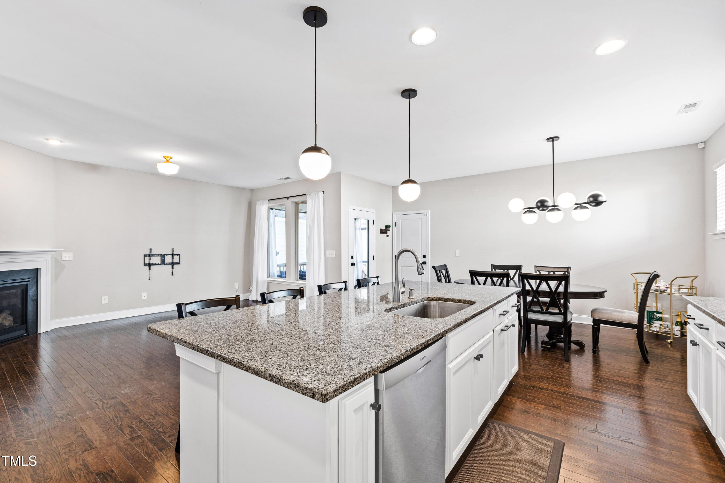 313 Crossland Drive