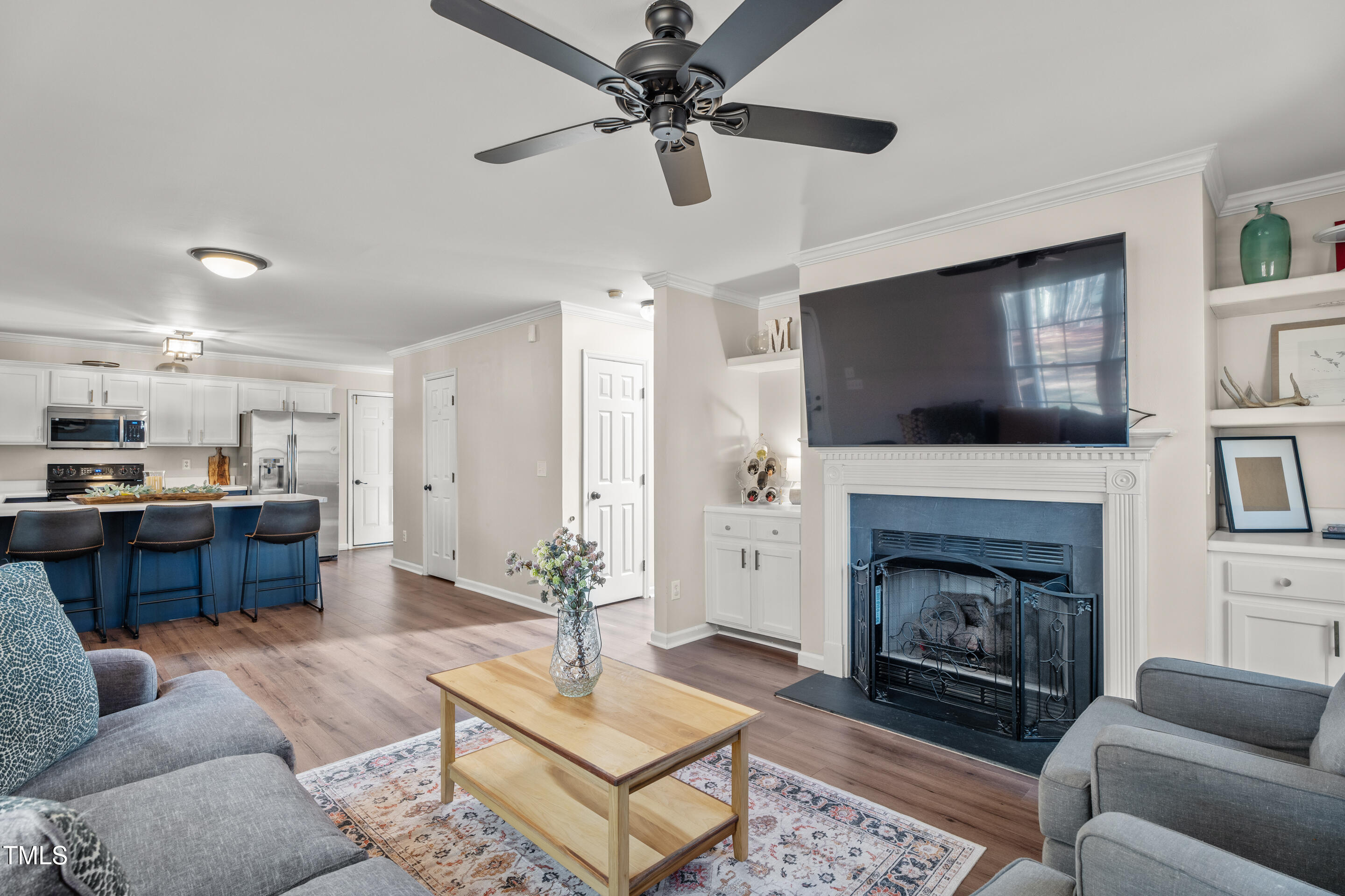 350 Longwood Drive