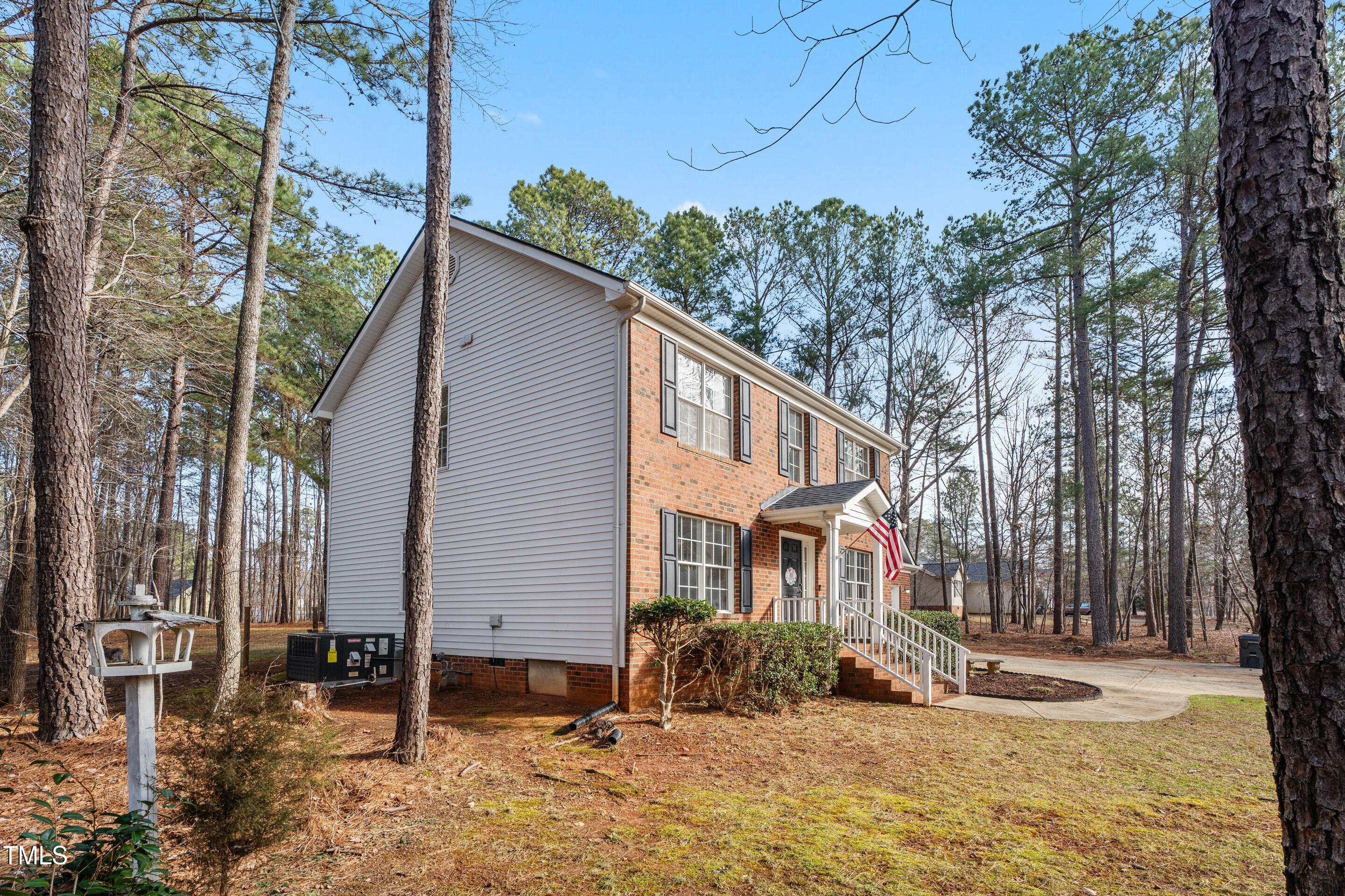 350 Longwood Drive