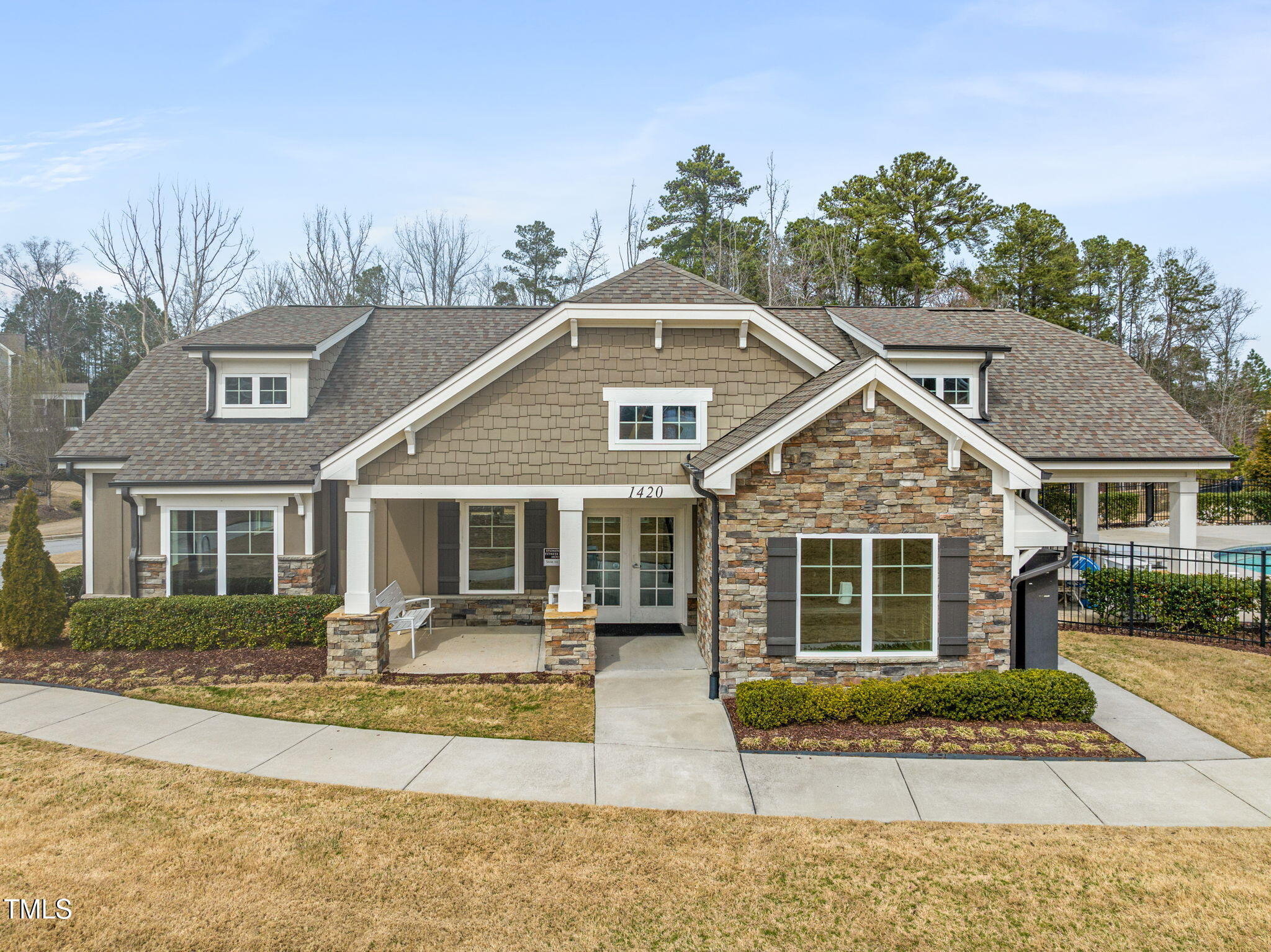 1301 Mackinaw Drive