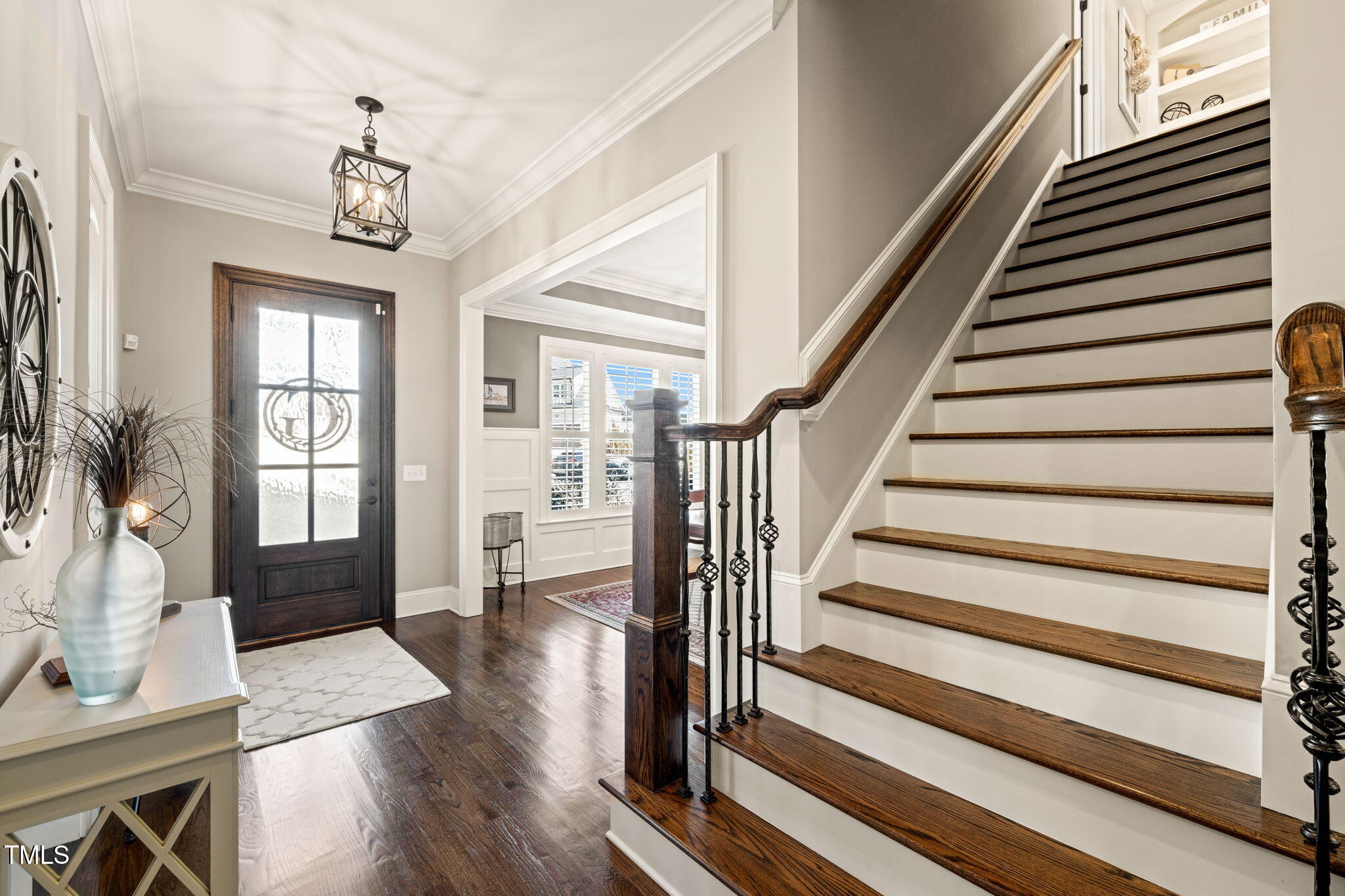 1301 Mackinaw Drive