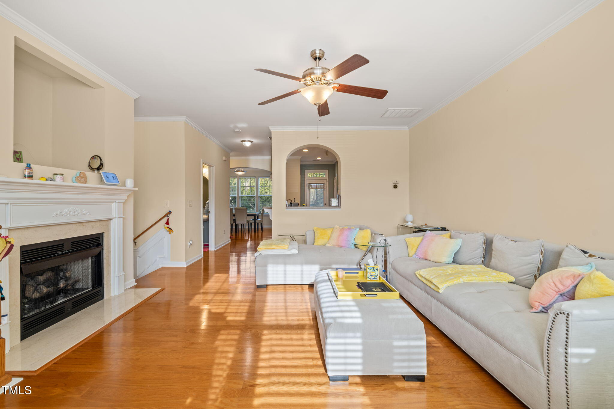 5923 Cameo Glass Way