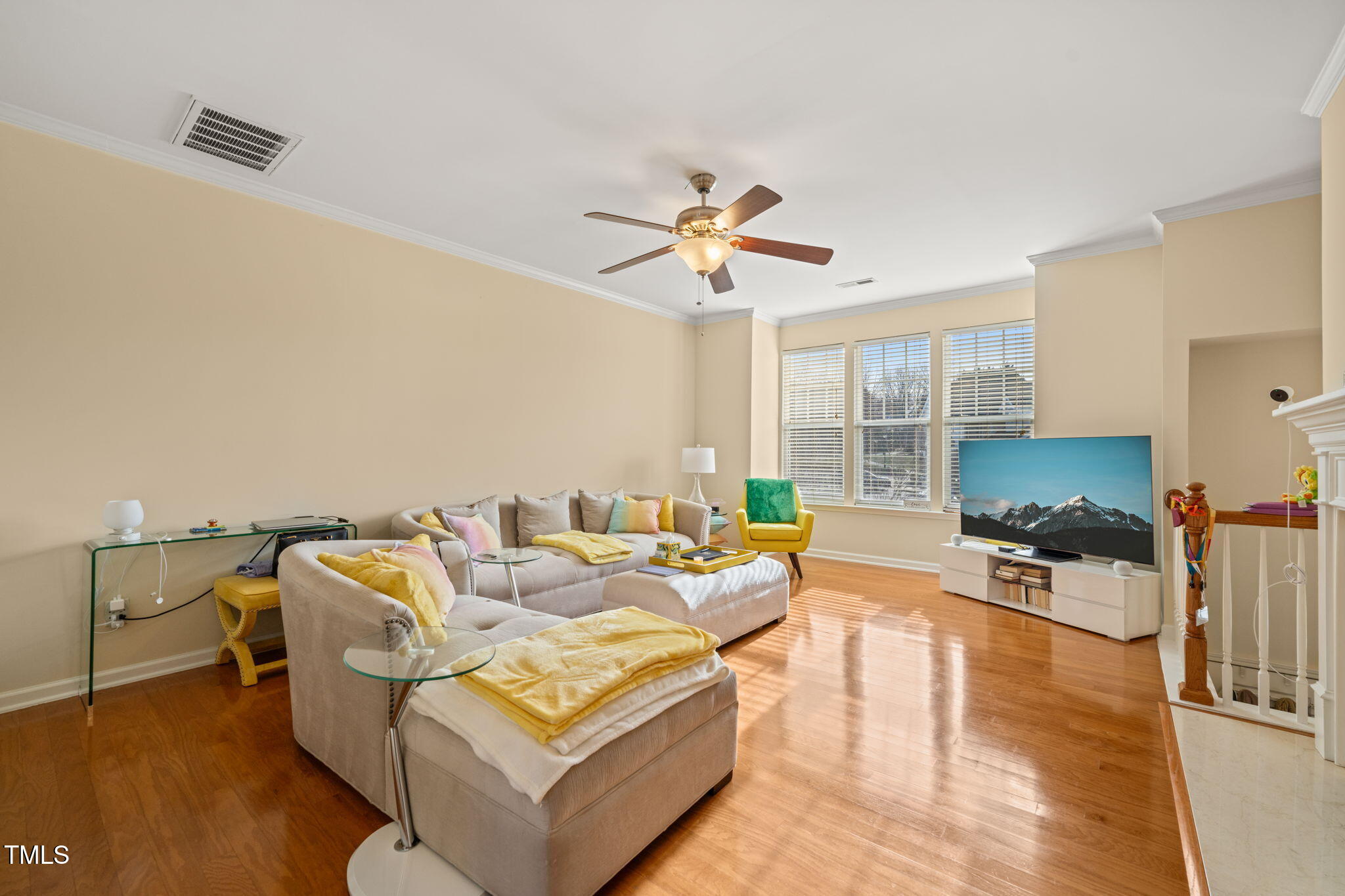5923 Cameo Glass Way