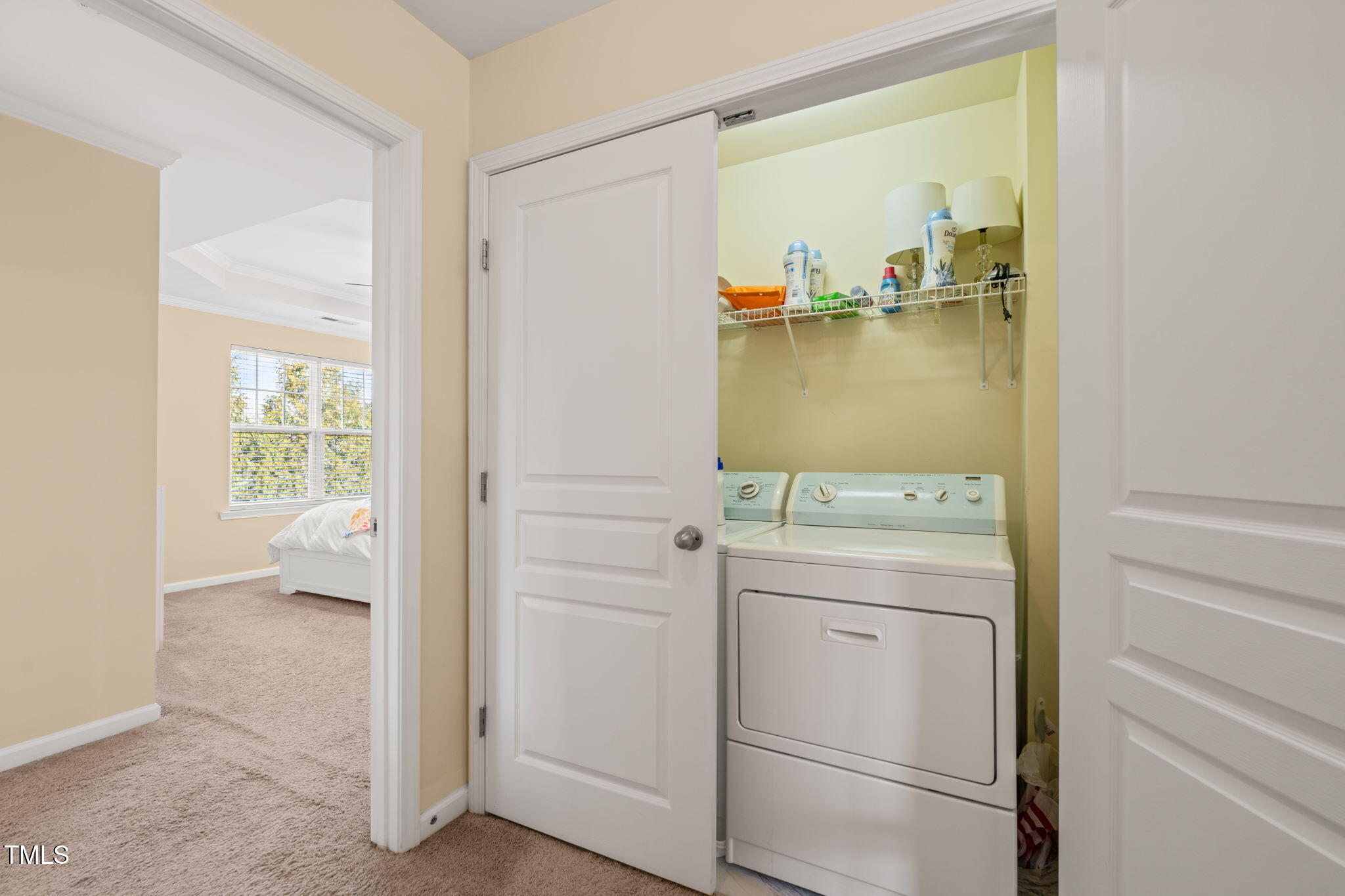 5923 Cameo Glass Way