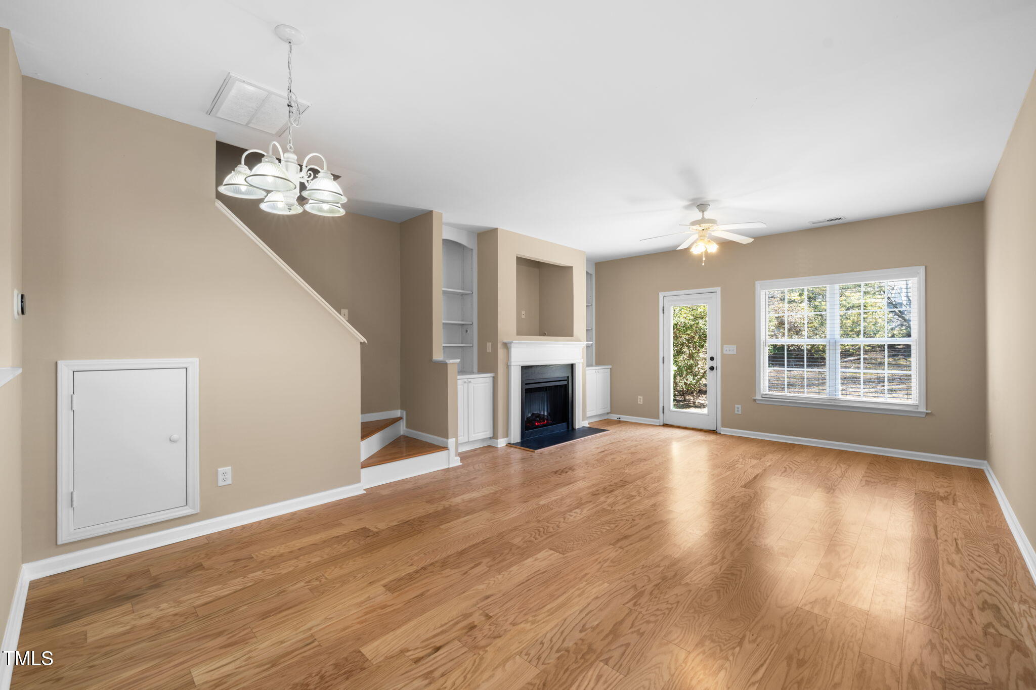 2200 Thornblade Drive