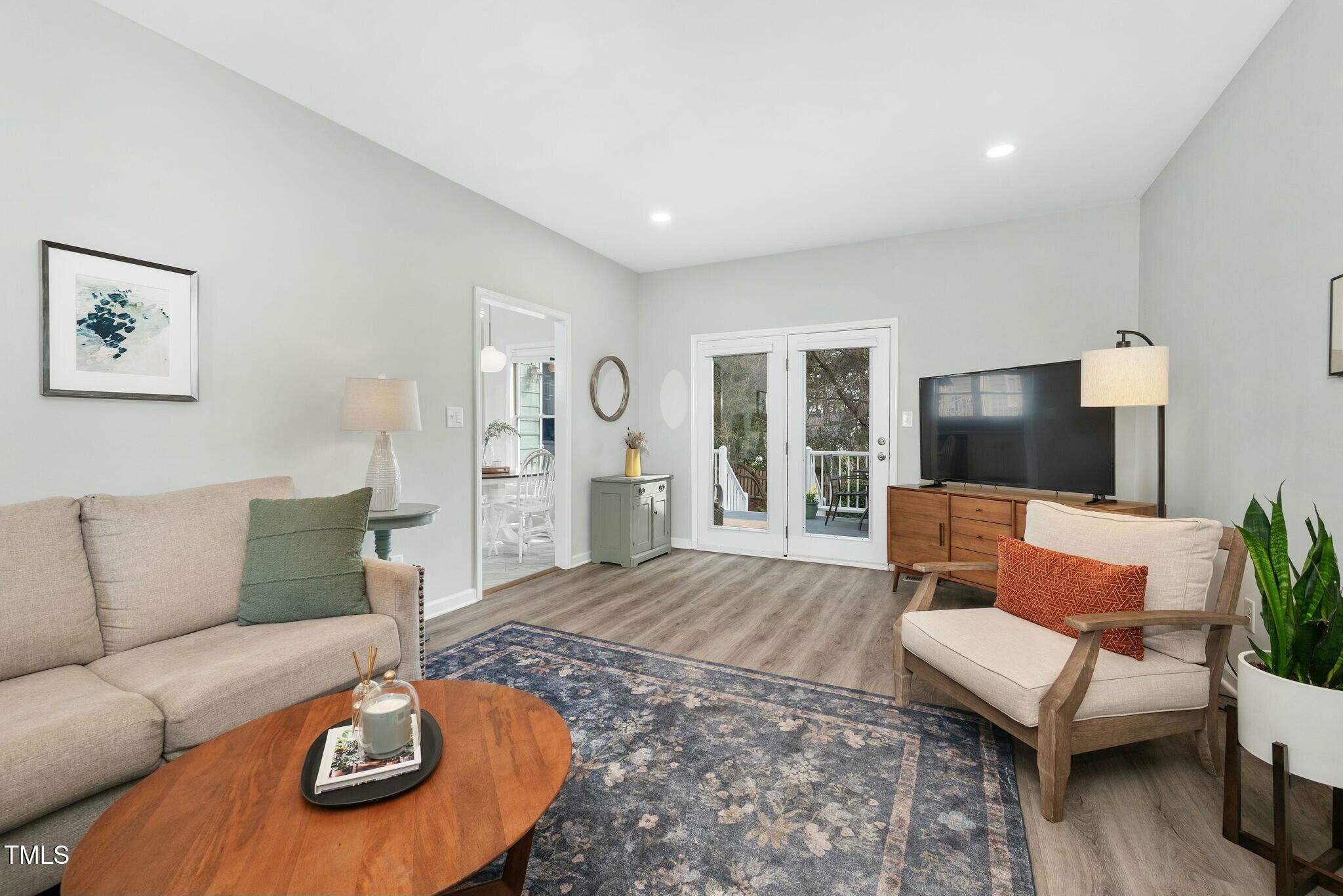 3304 Glen Currin Drive