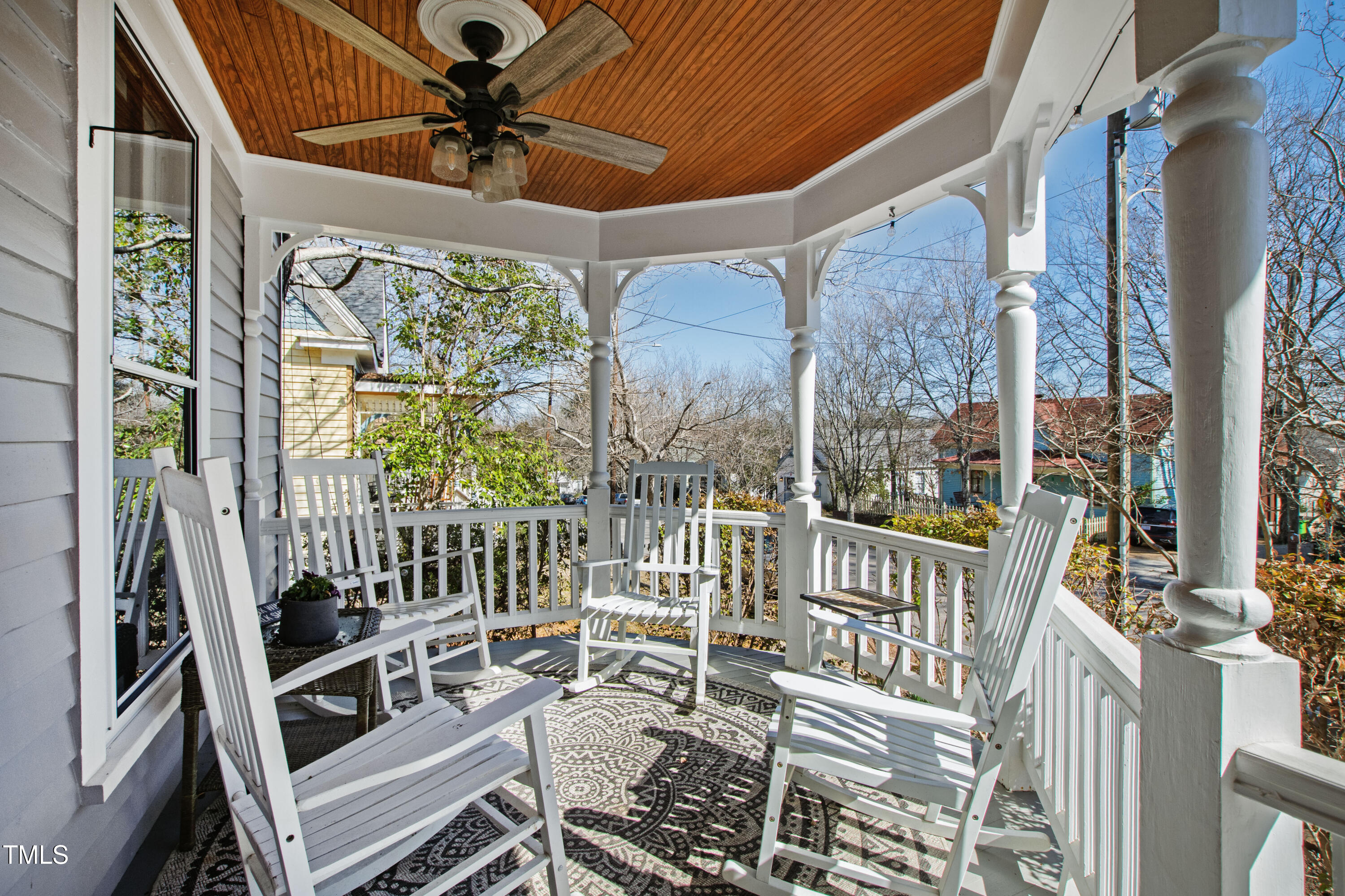 207 Linden Avenue