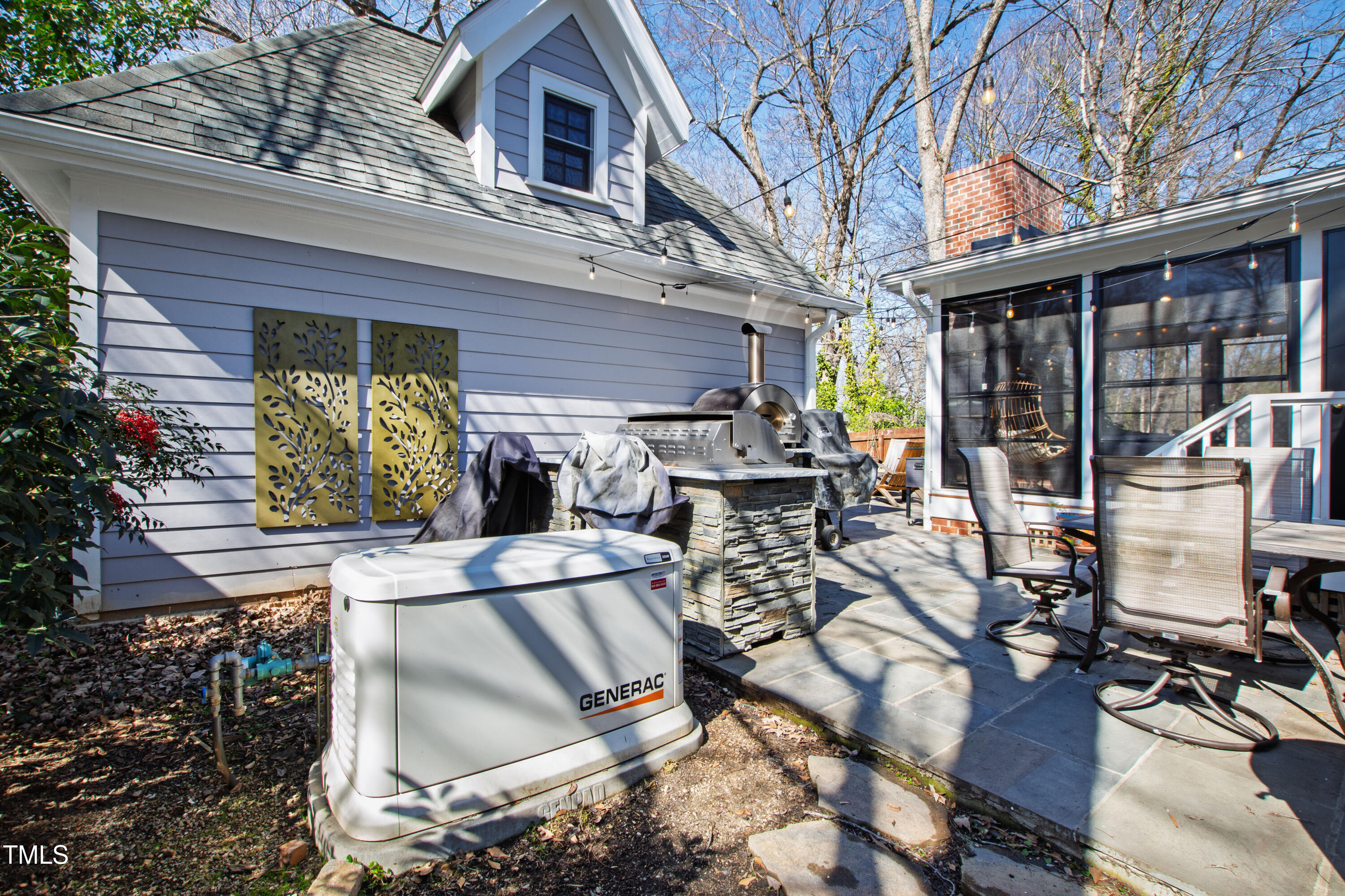 207 Linden Avenue