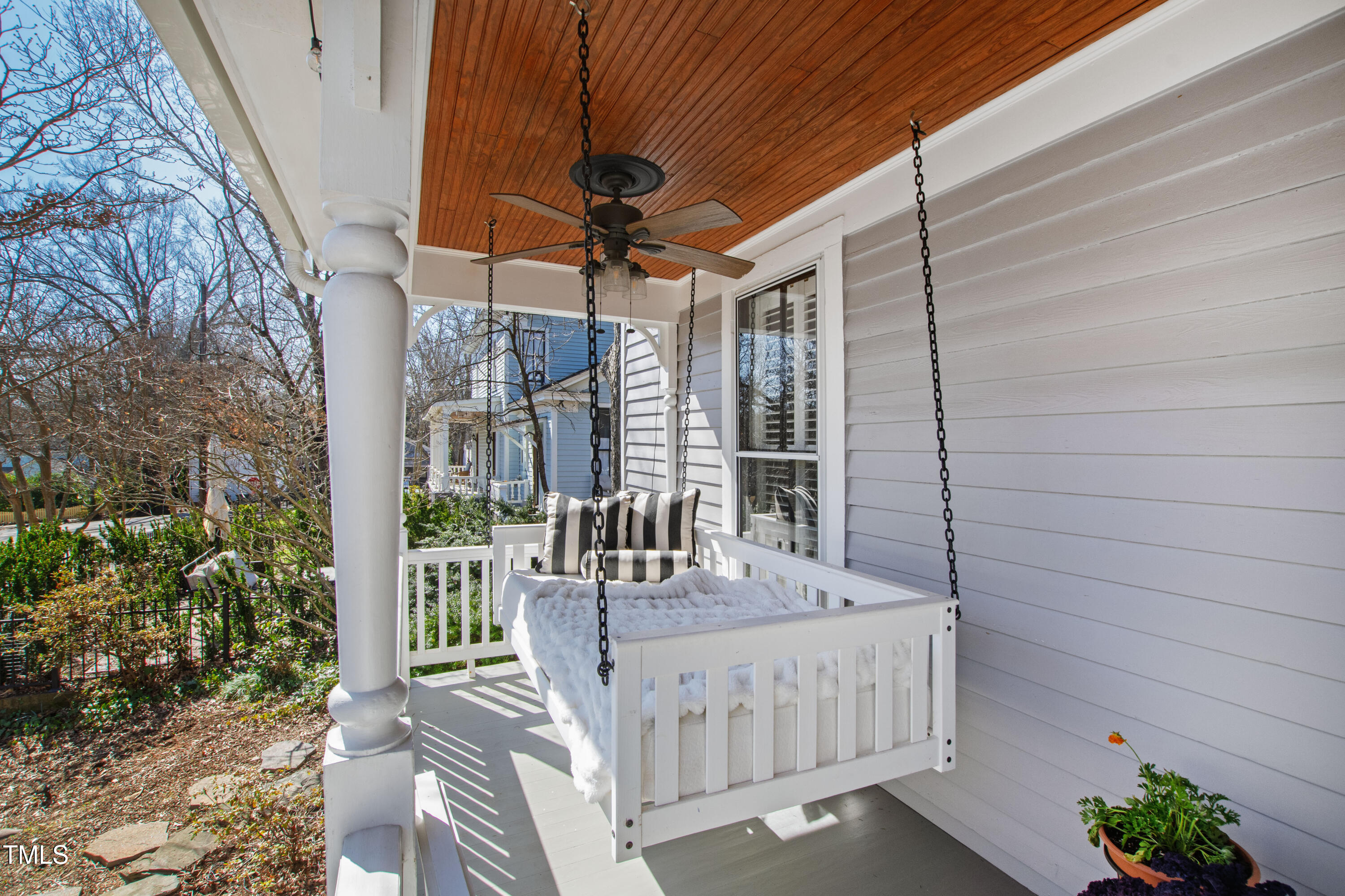 207 Linden Avenue