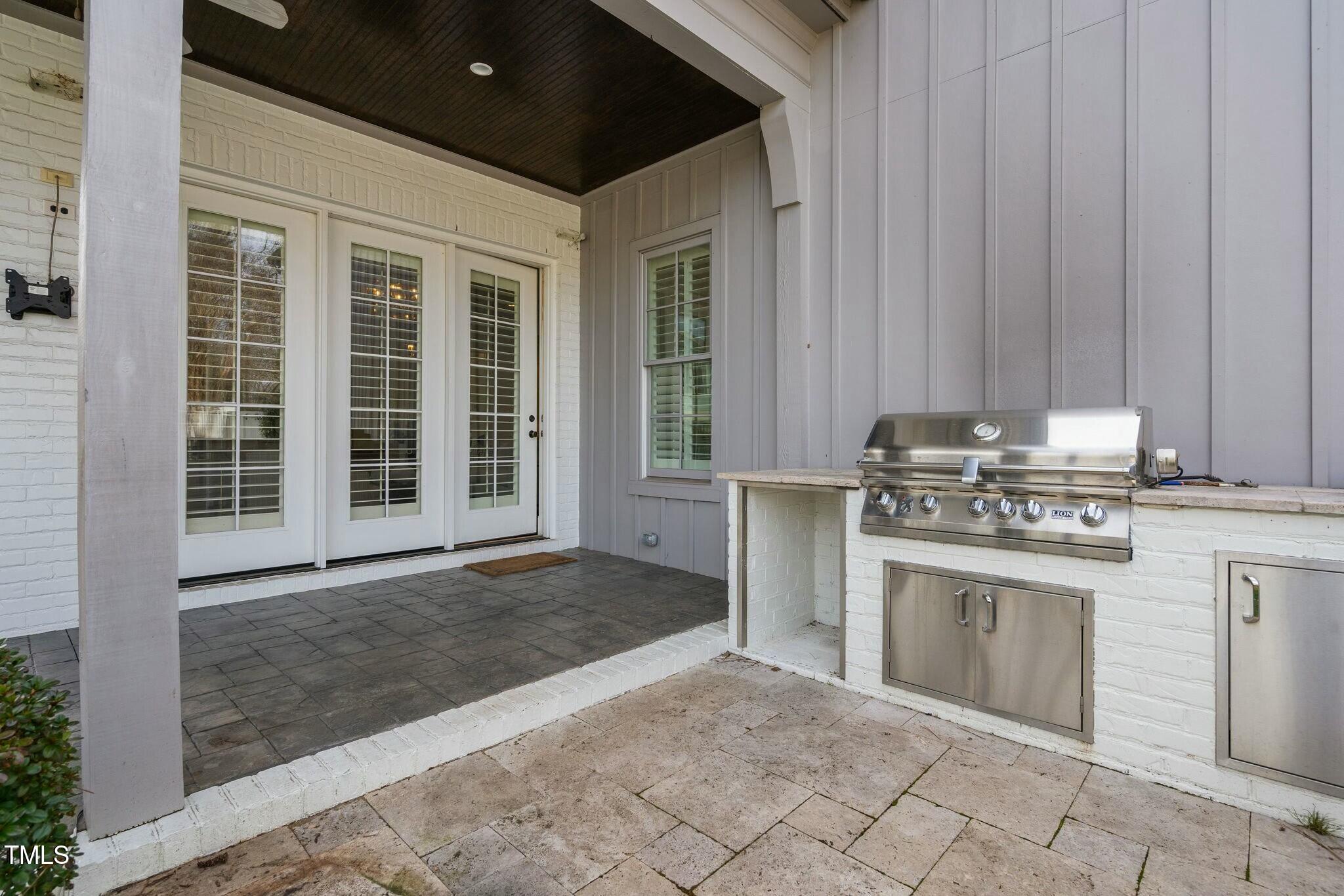543 Guilford Circle
