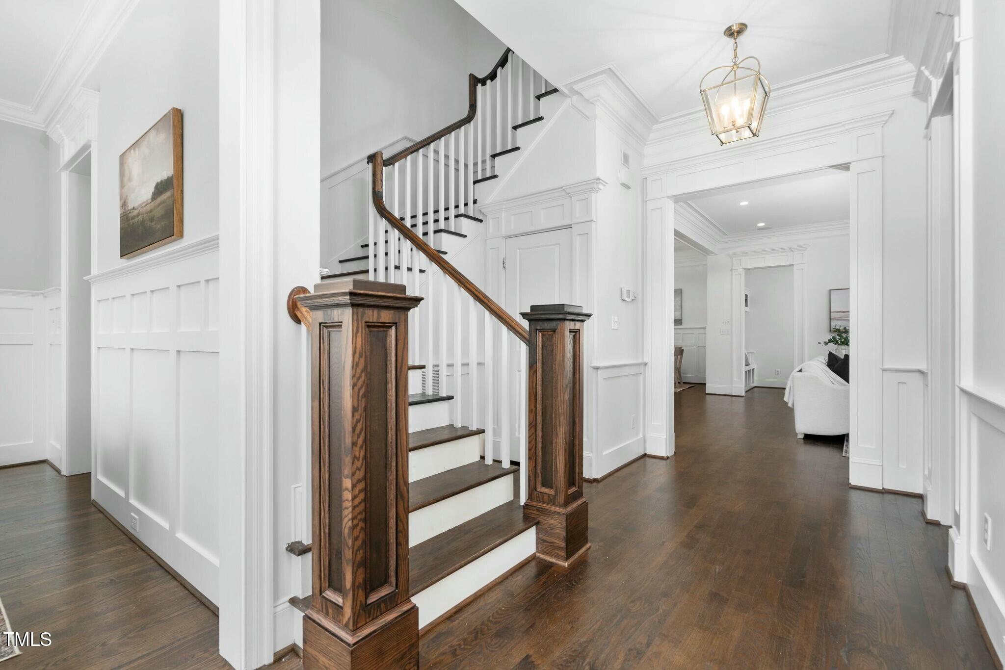 543 Guilford Circle