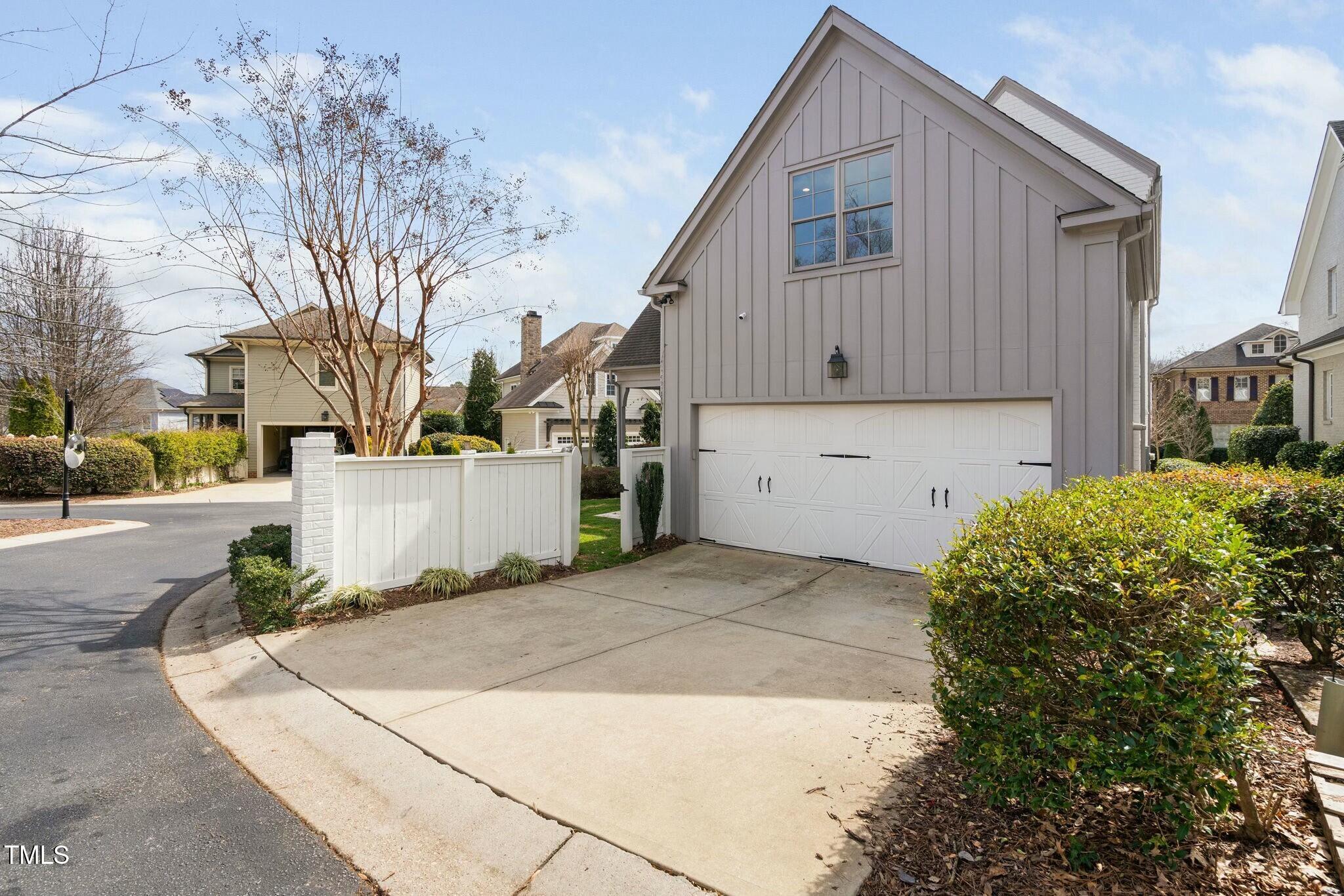 543 Guilford Circle