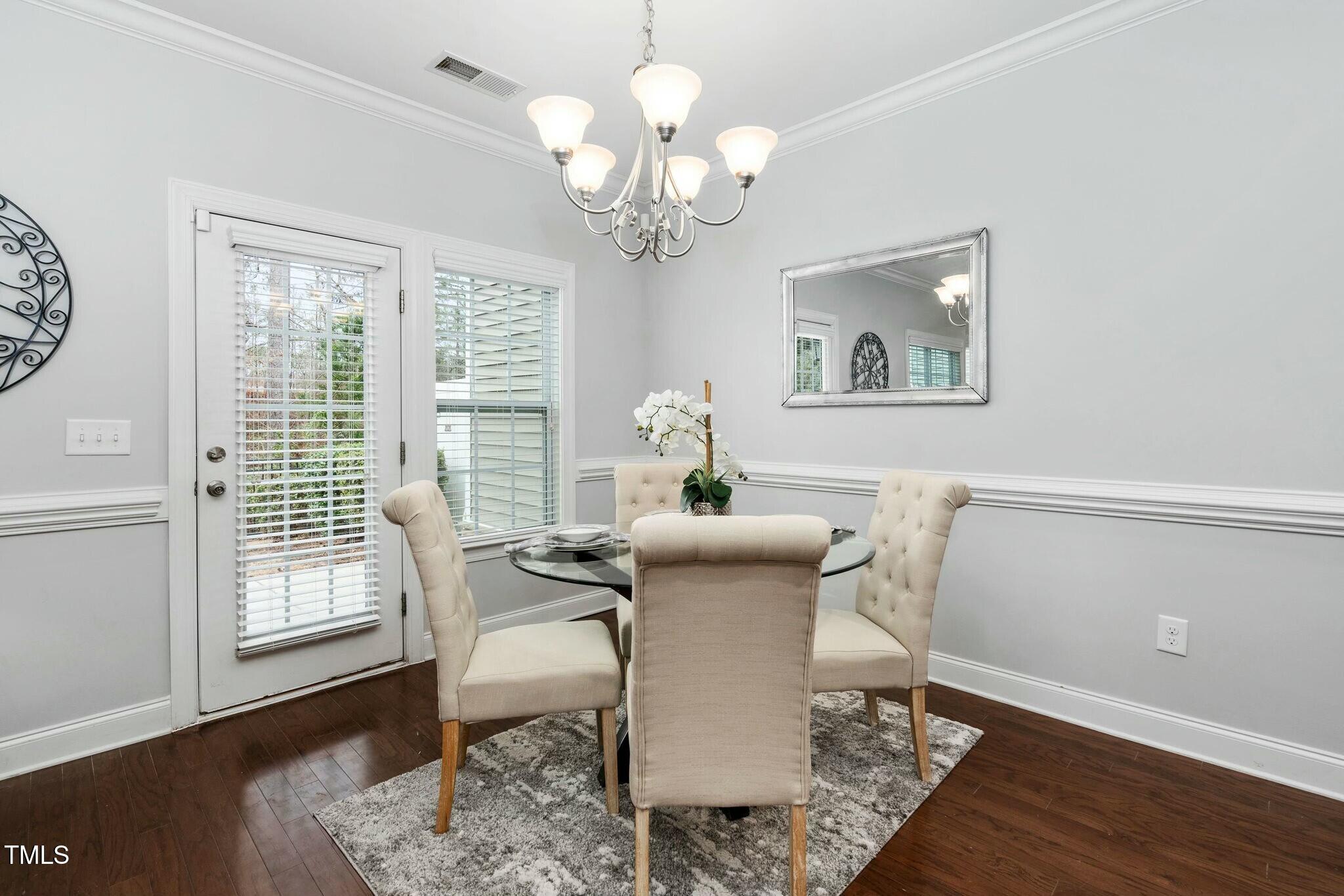 1052 Monmouth Loop
