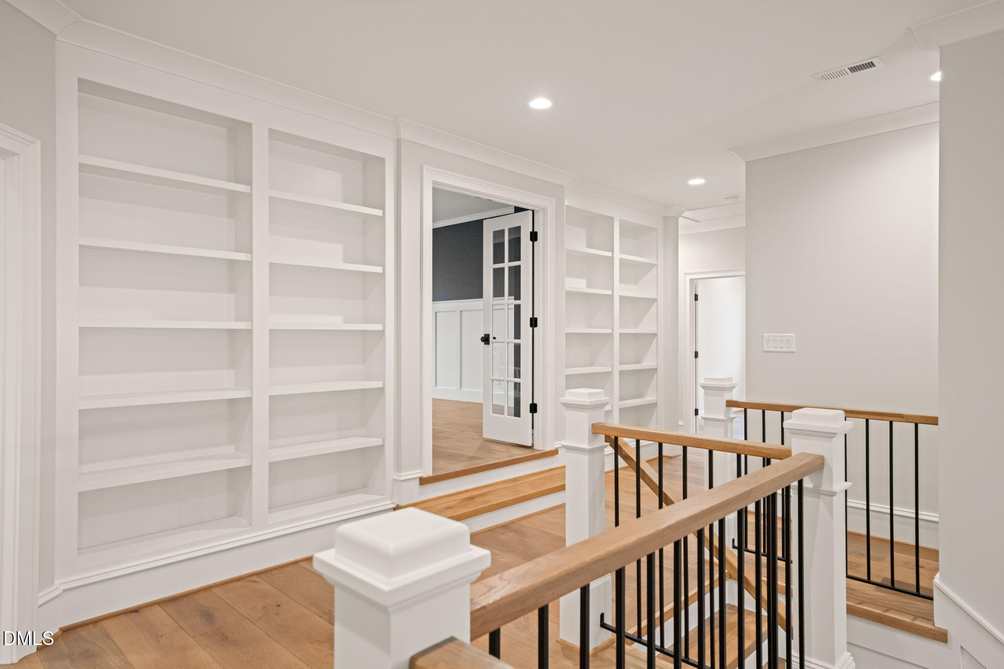 1712 Legacy Ridge Lane