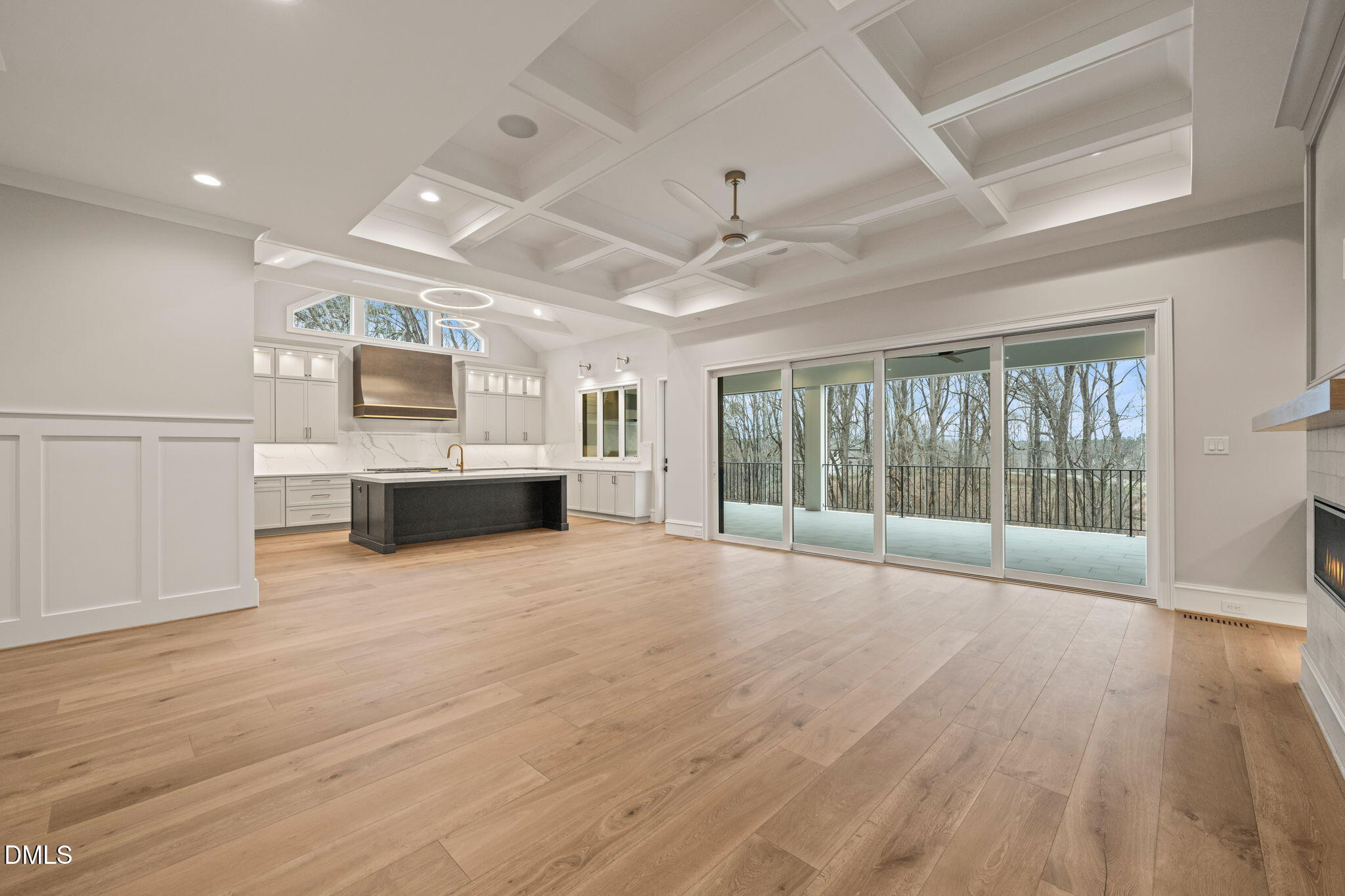 1712 Legacy Ridge Lane