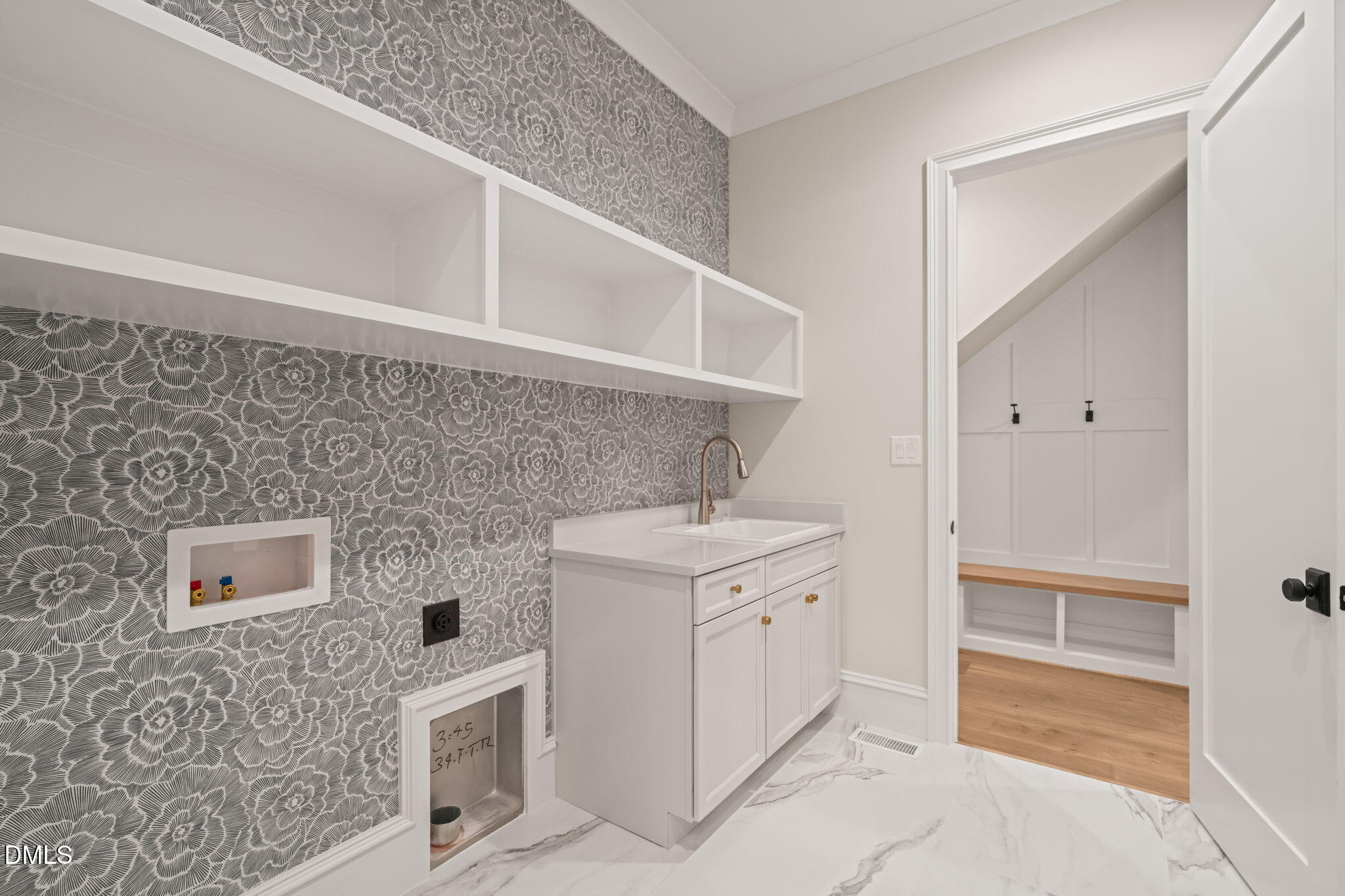 1712 Legacy Ridge Lane