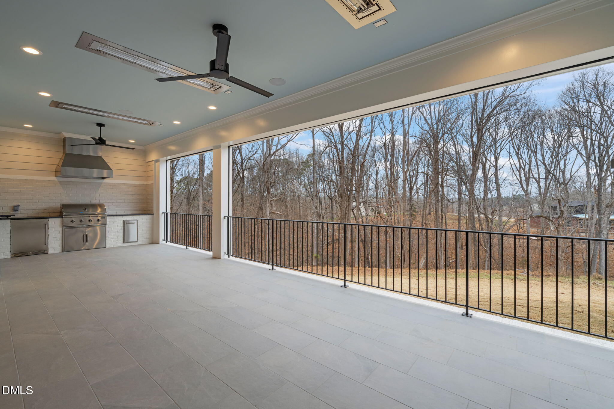 1712 Legacy Ridge Lane