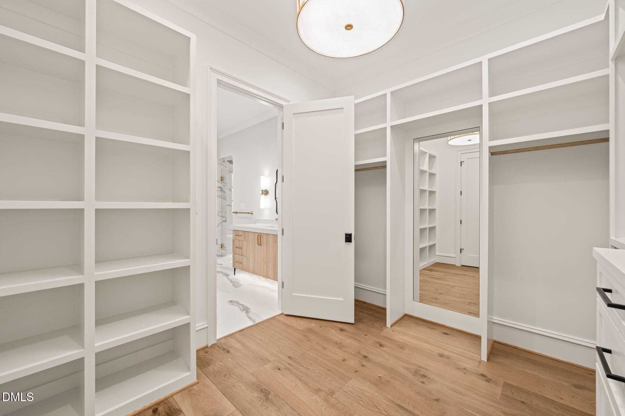 1712 Legacy Ridge Lane