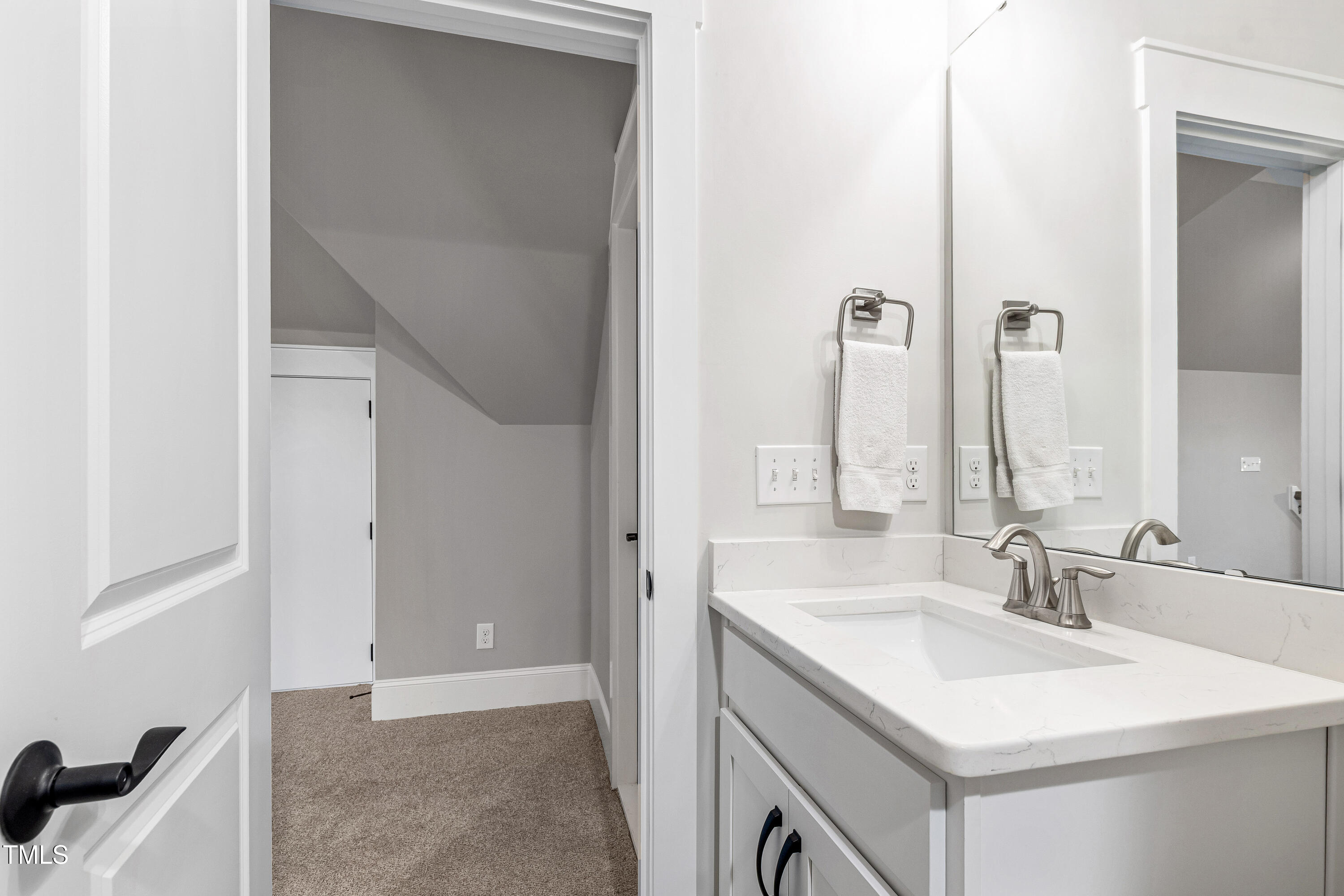 6108 Norwood Place Court