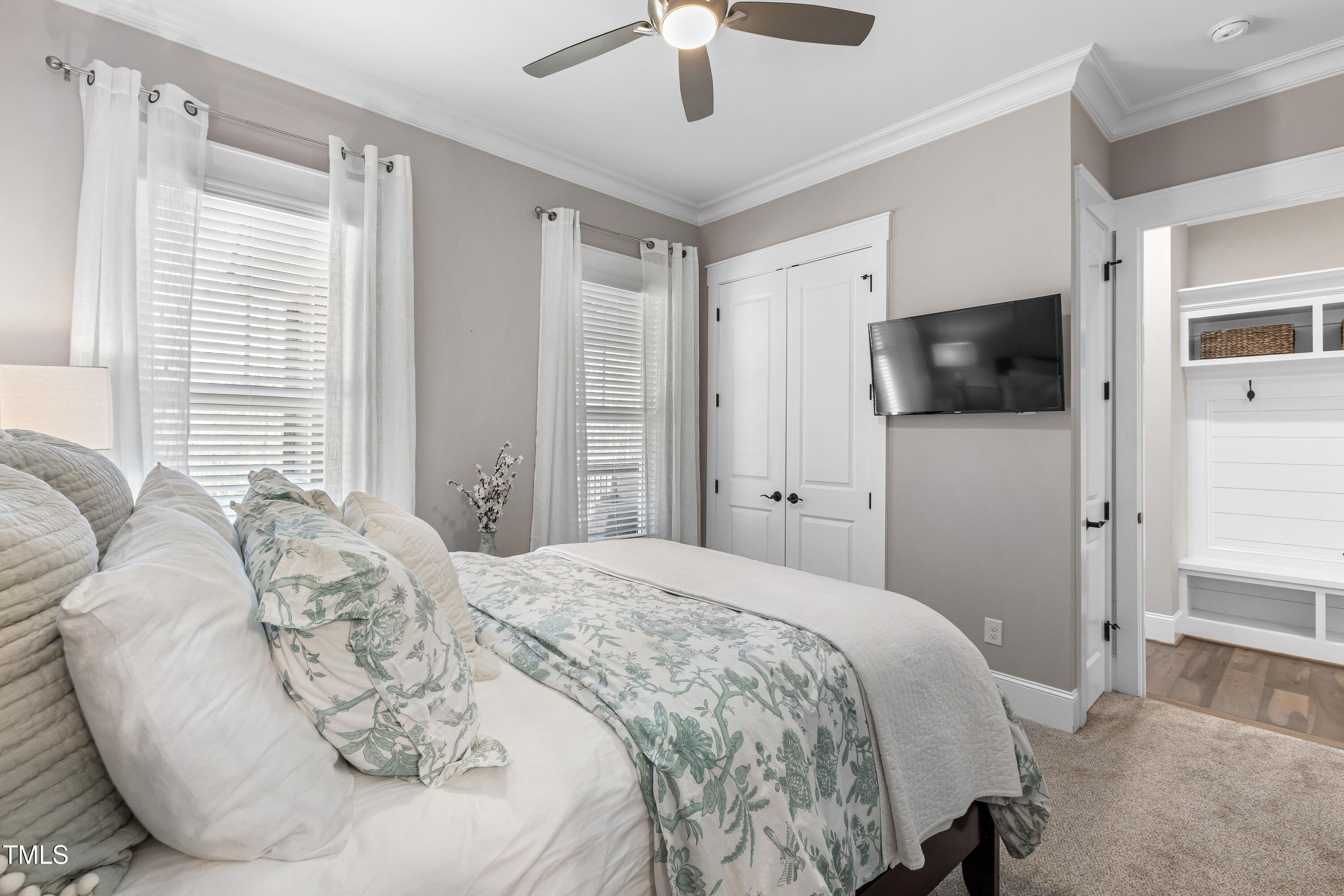6108 Norwood Place Court