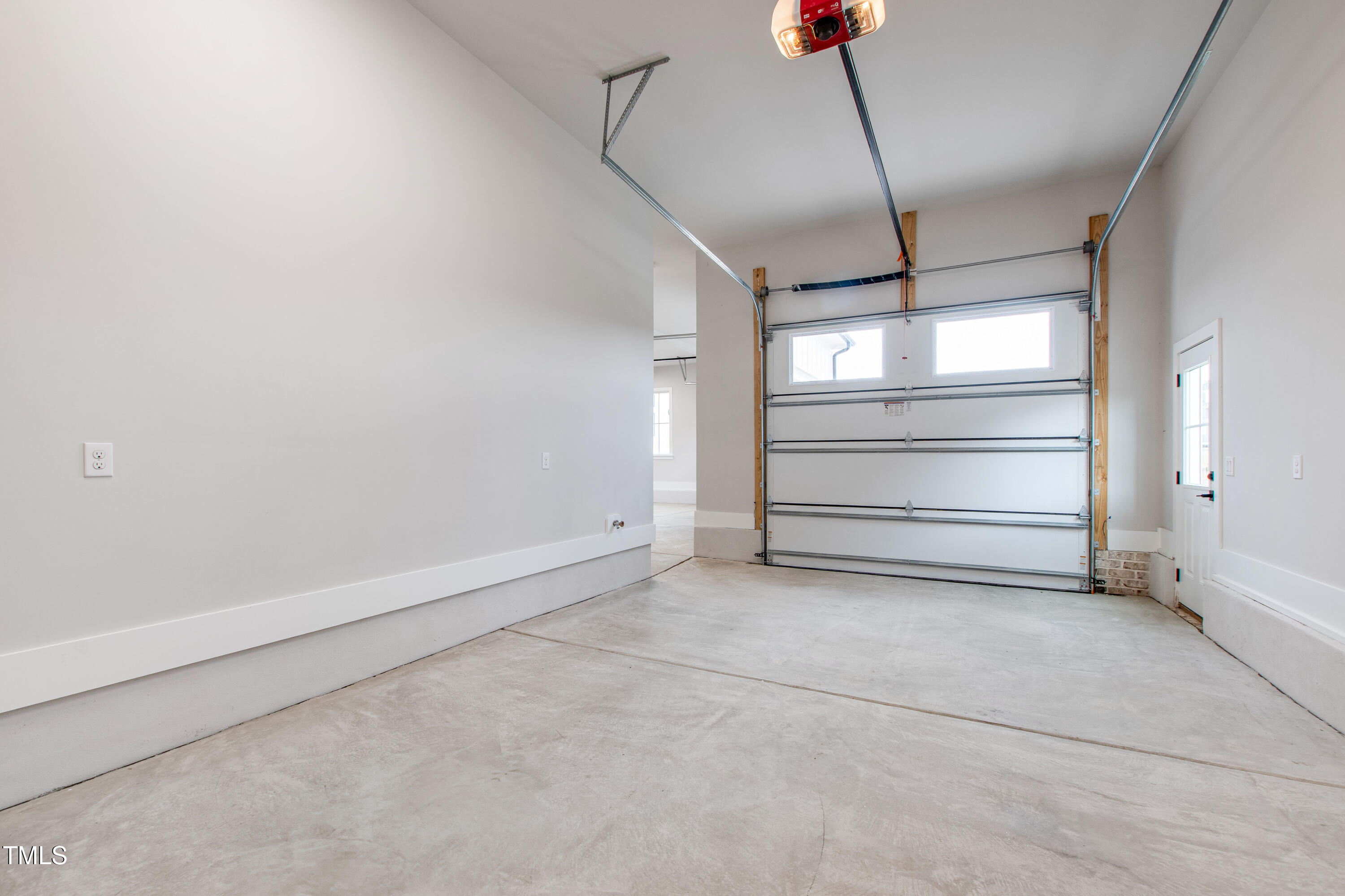 1629 Montvale Grant Way